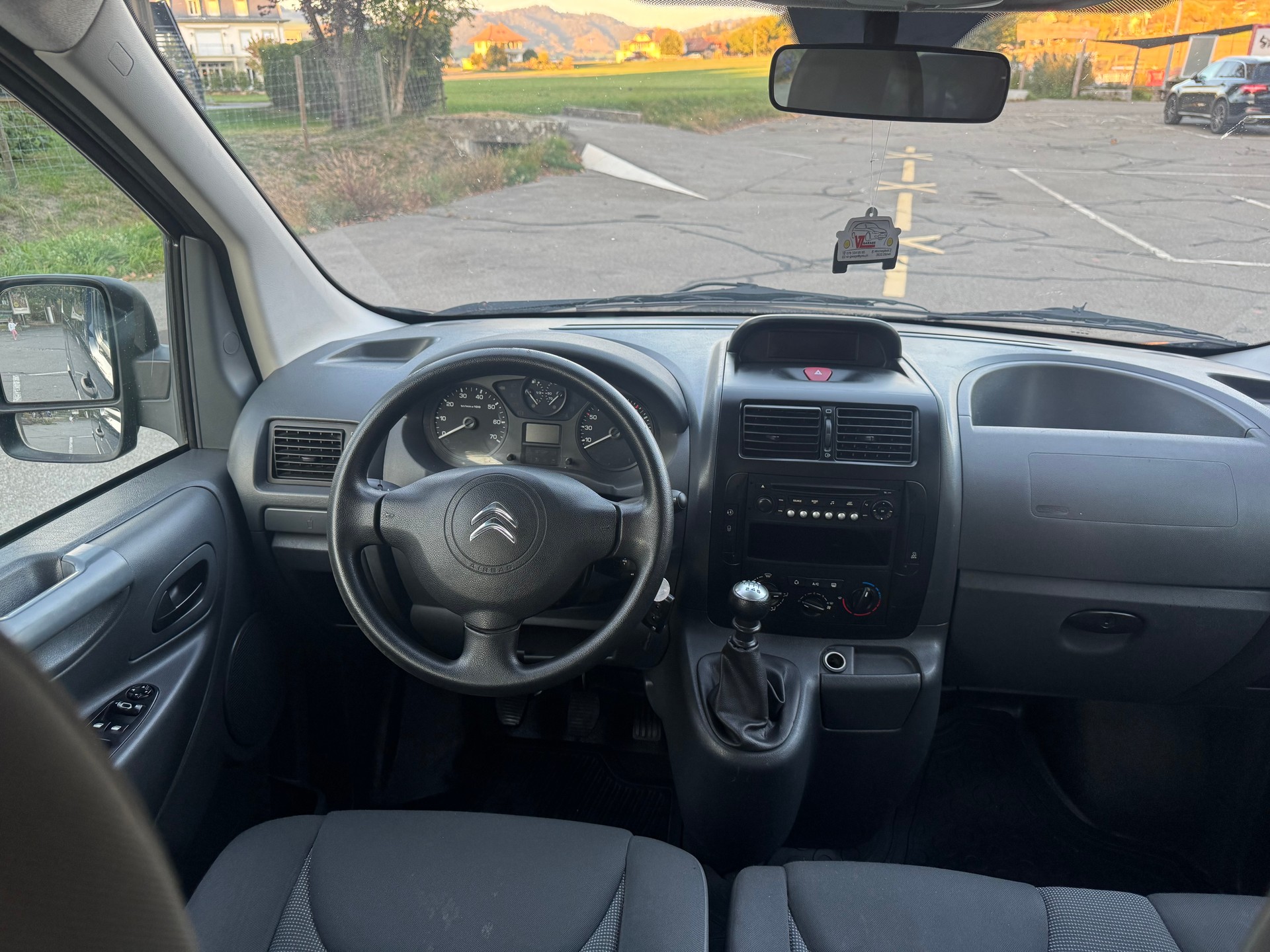CITROEN Jumpy 2.0 HDi L2H1 Exclusive-image-7