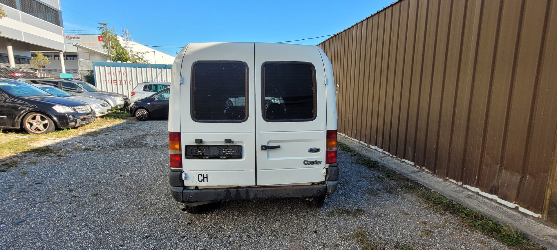 FORD Courier Van 1.3i-image-3
