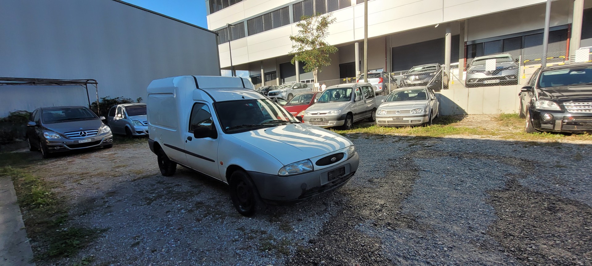 FORD Courier Van 1.3i-image-2