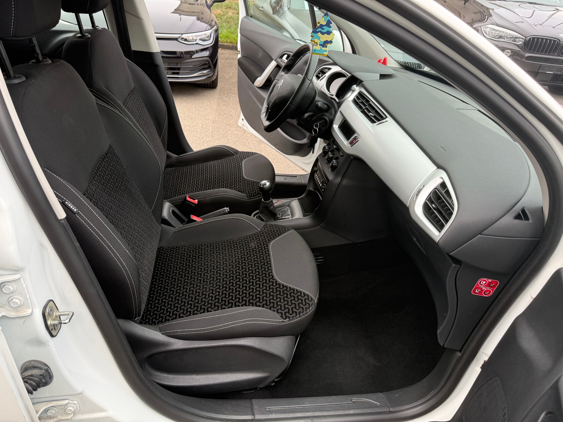 CITROEN C3 1.1i Tonic-image-9