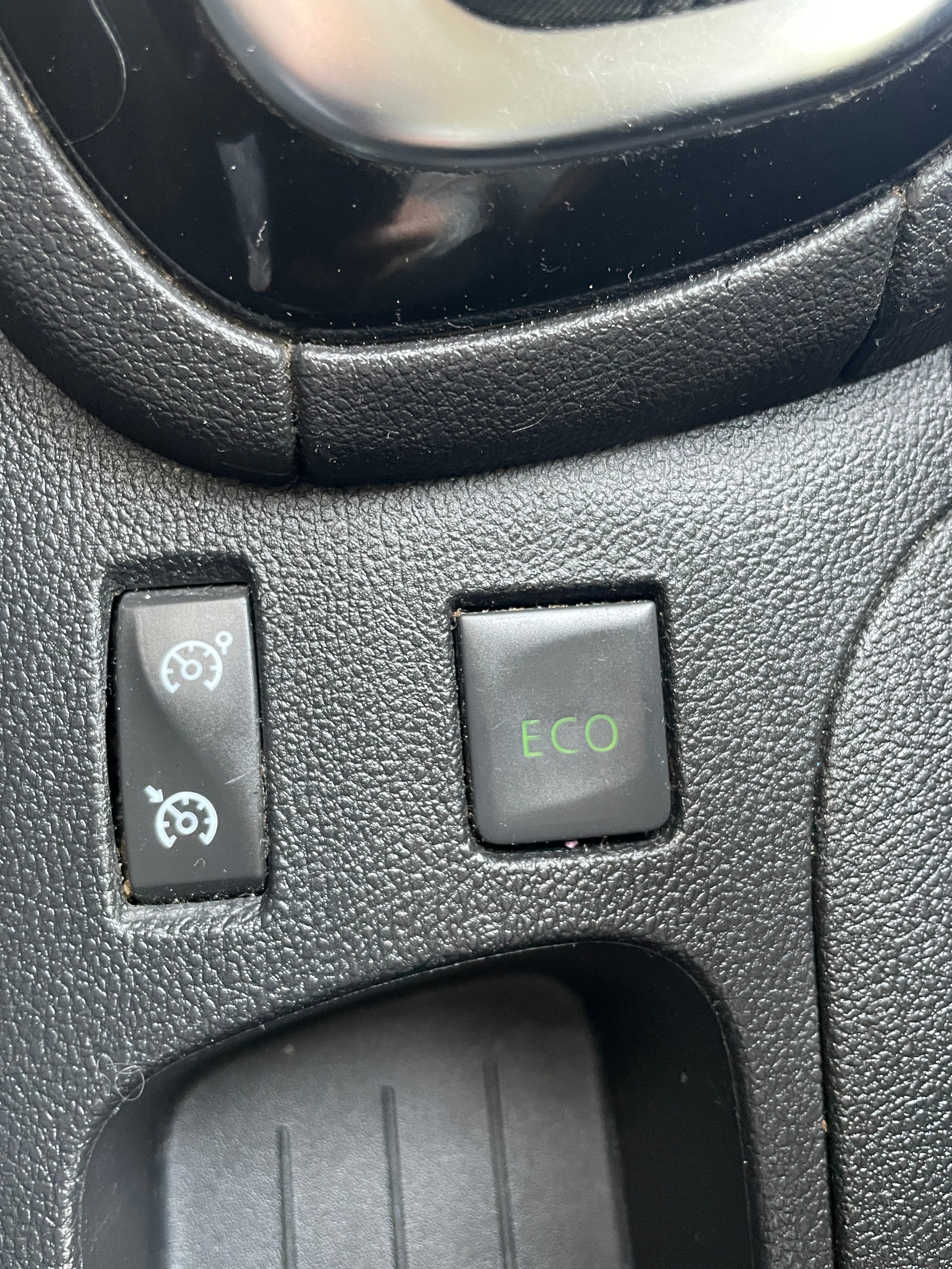 RENAULT Clio Grandtour 1.2 16V T Swiss Edition EDC-image-15