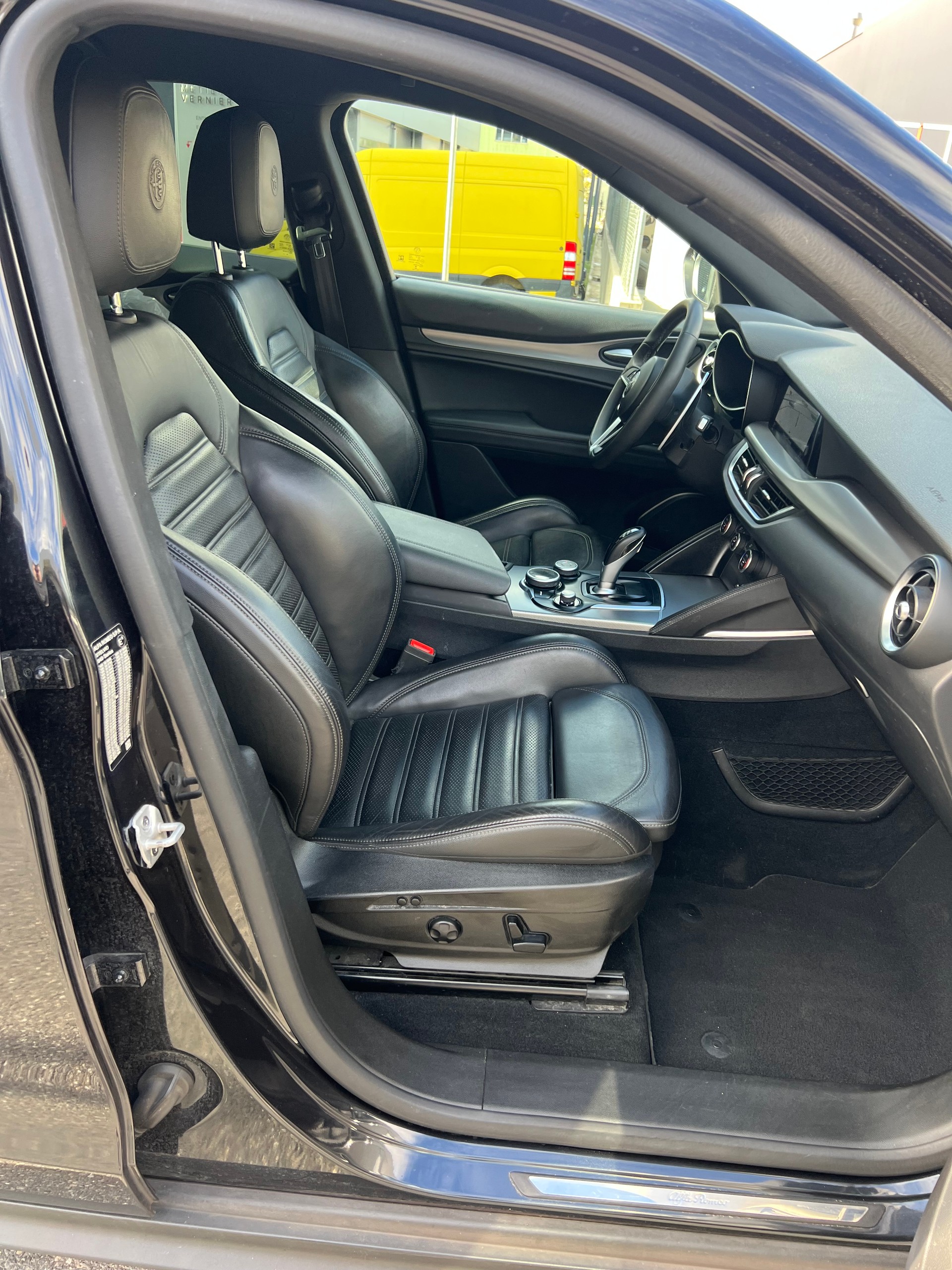 ALFA ROMEO Stelvio 2.0 Super Q4 Automatic-image-14
