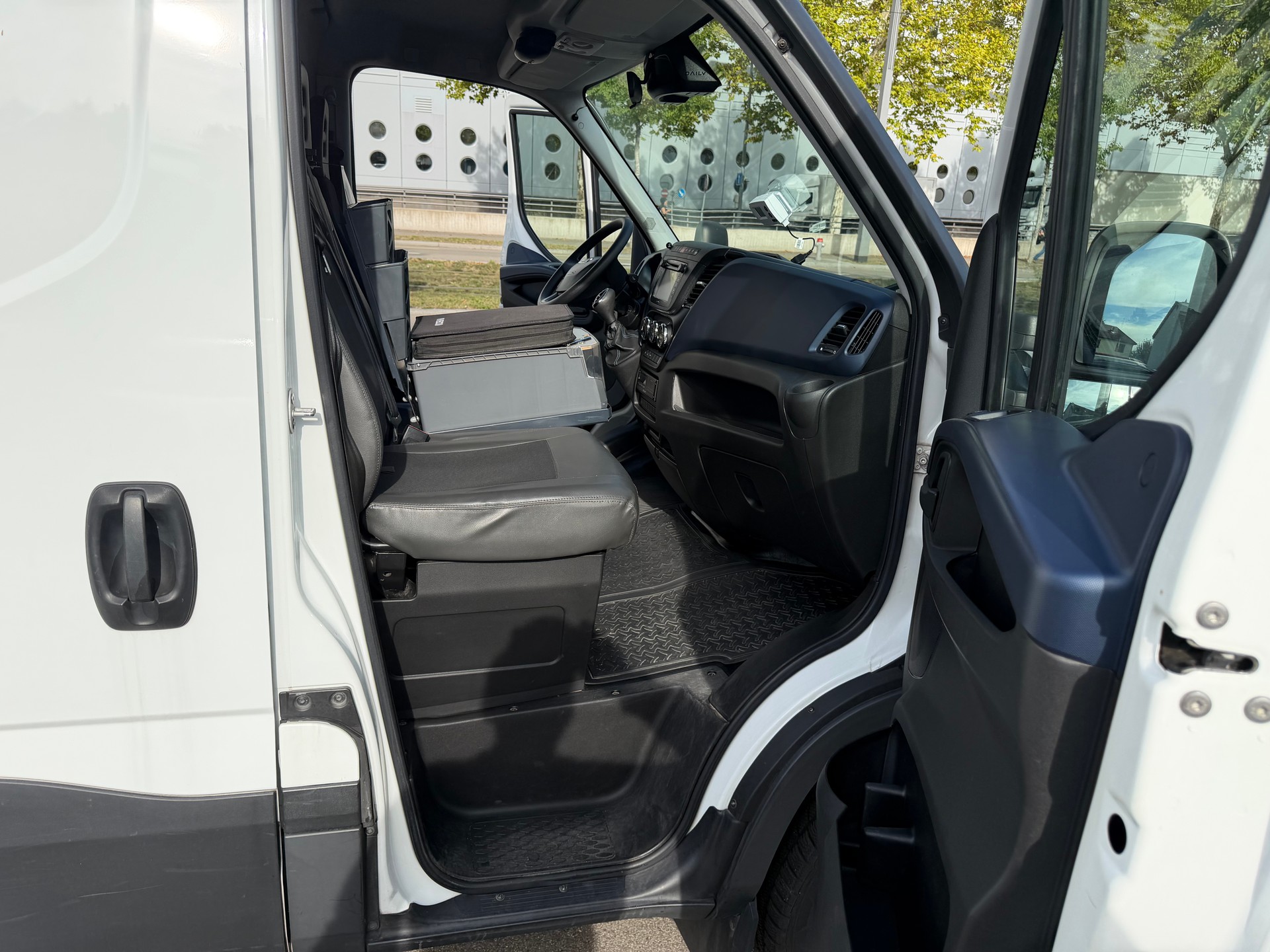 IVECO 50 C 14GV Daily CNG-image-9