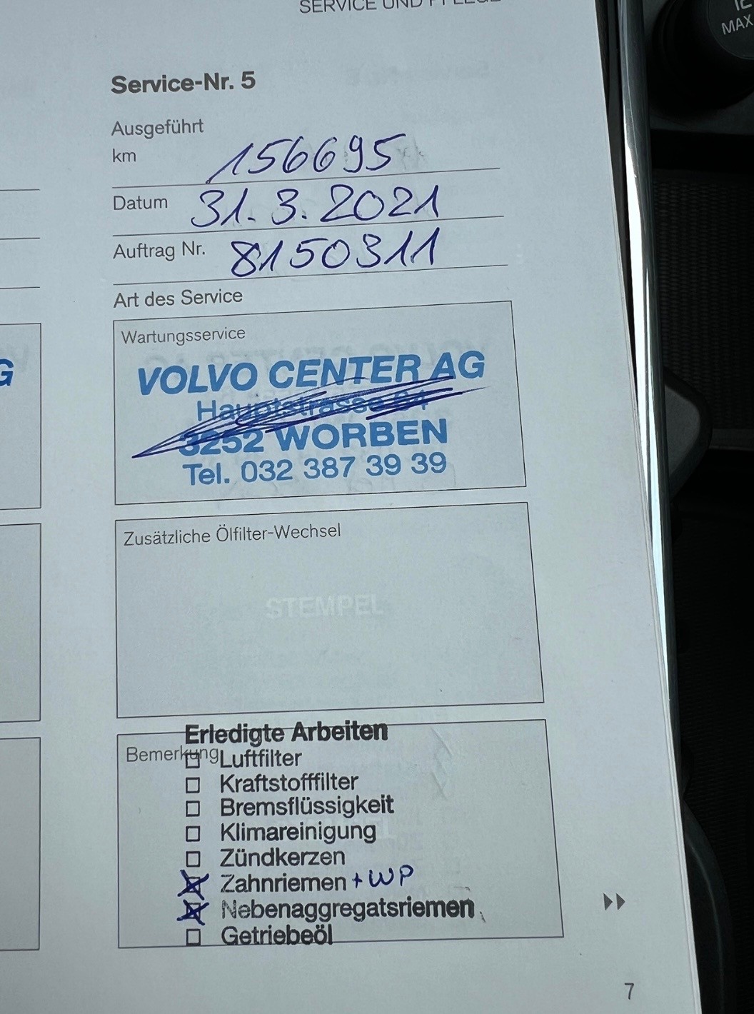 VOLVO XC60 D4 AWD Momentum Geartronic-image-29