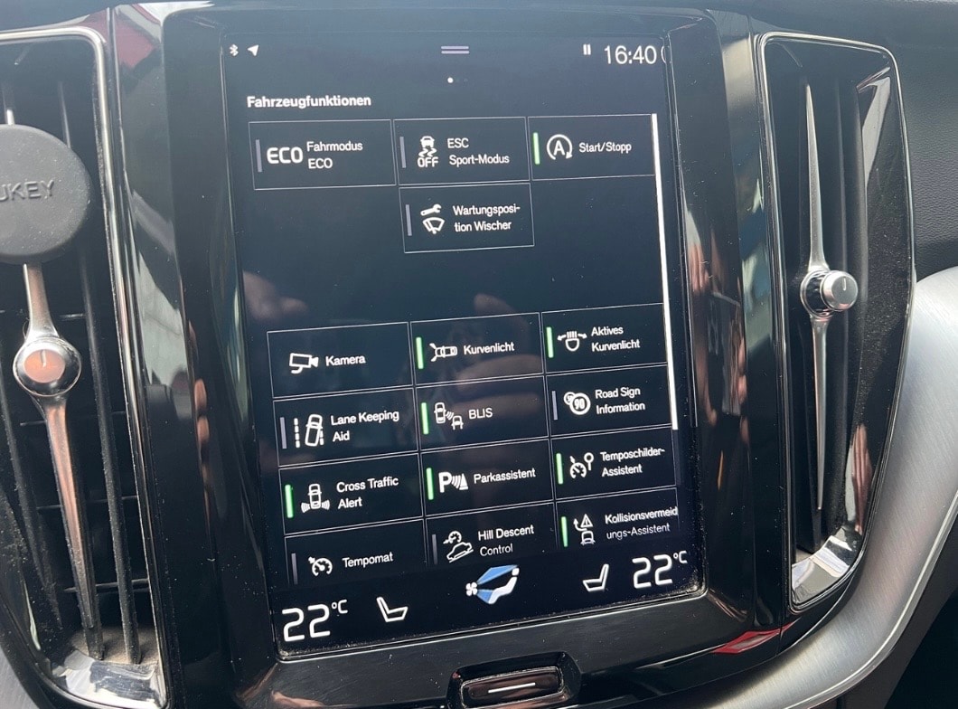 VOLVO XC60 D4 AWD Momentum Geartronic-image-22