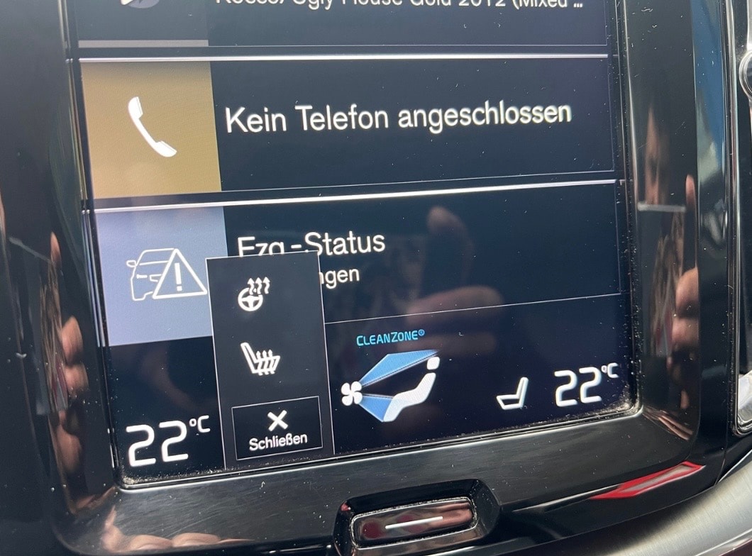 VOLVO XC60 D4 AWD Momentum Geartronic-image-18