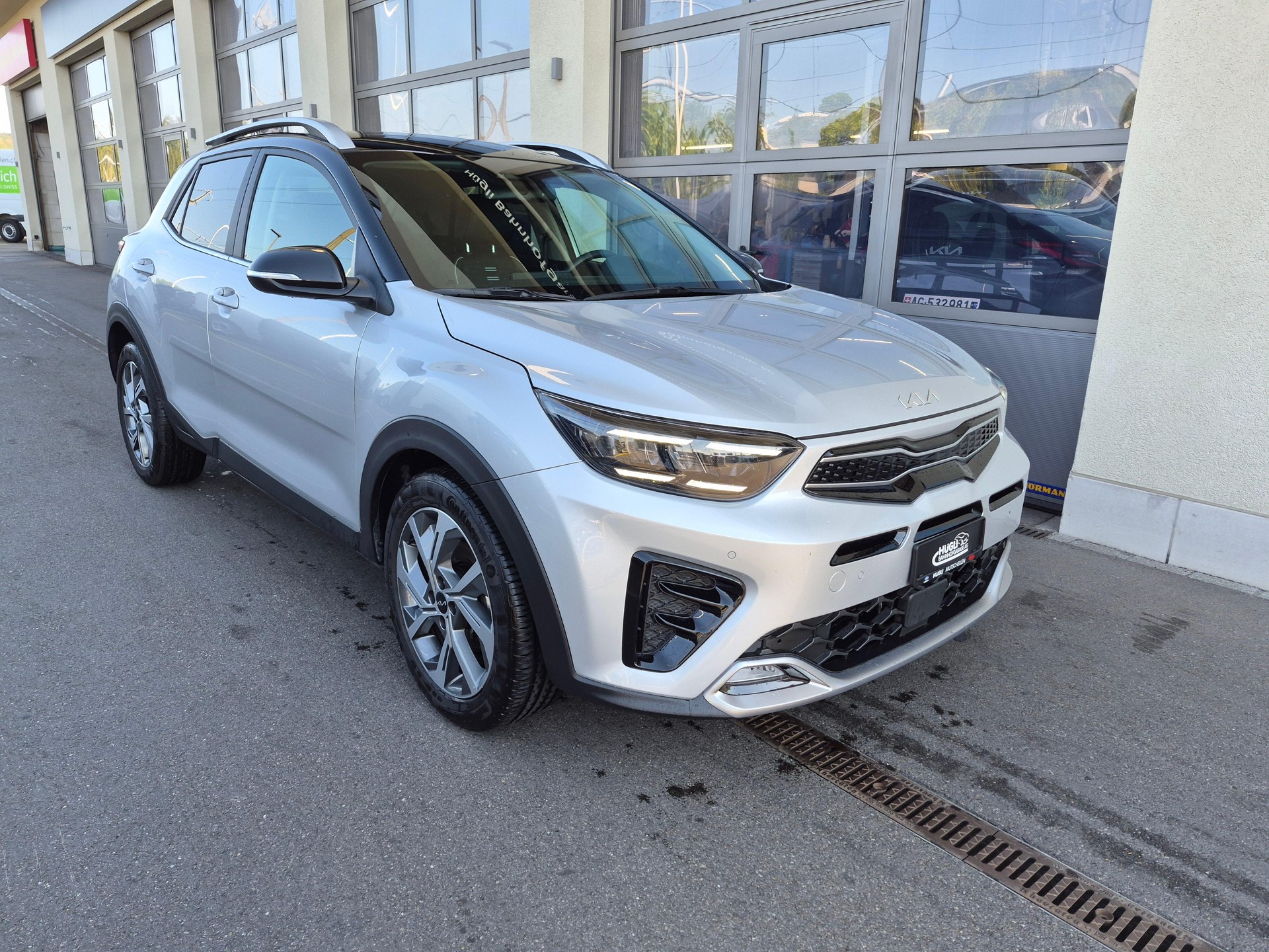 KIA Stonic 1.0 T-GDi GT-Line-image-3