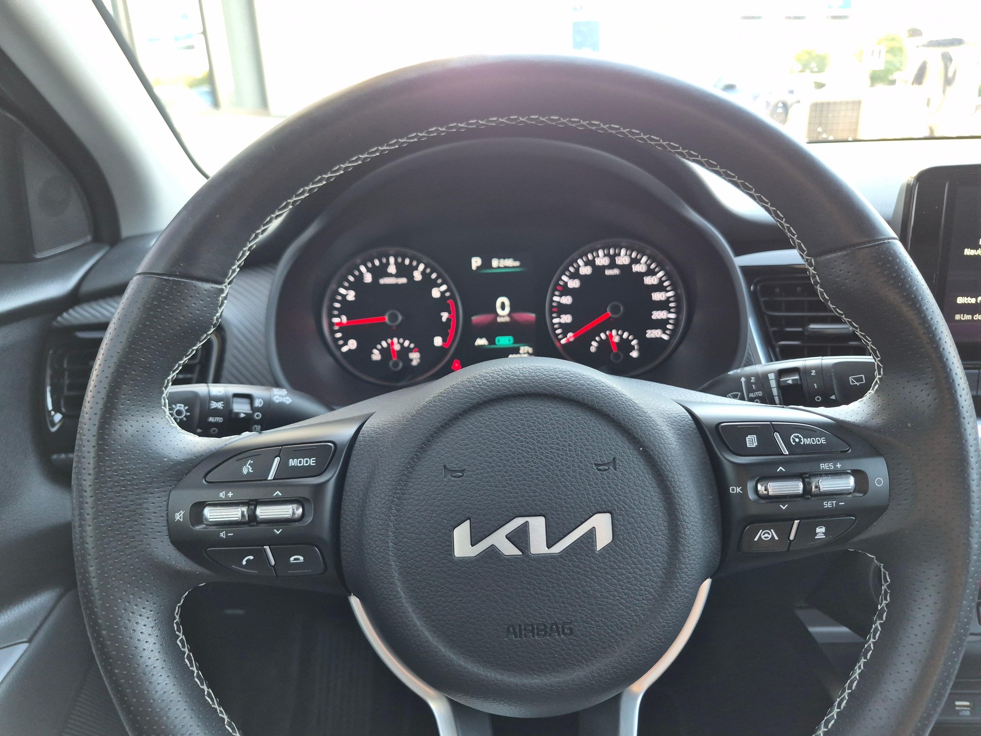 KIA Stonic 1.0 T-GDi GT-Line-image-12