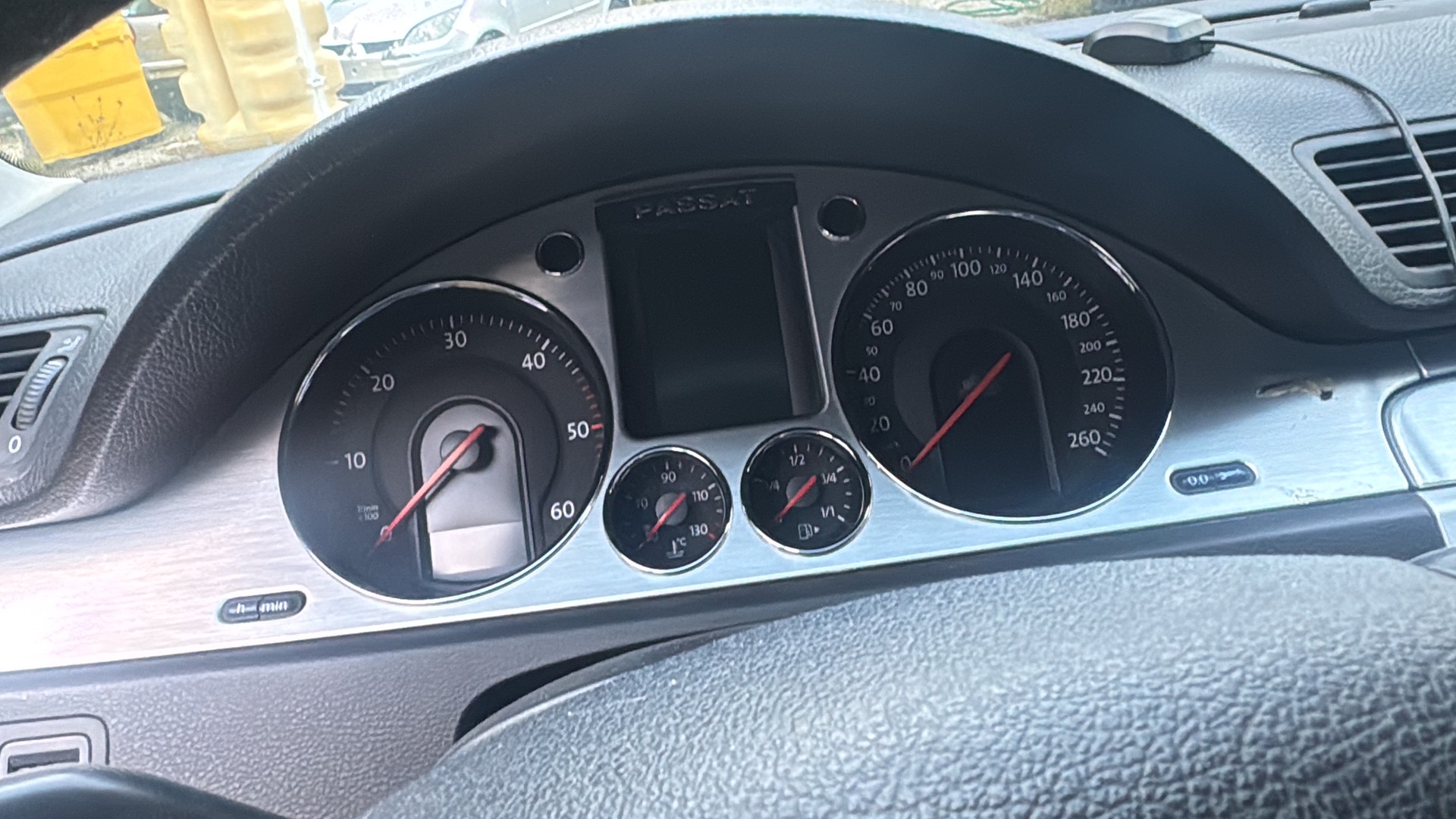 VW Passat Variant 2.0 TDI Highline-image-9
