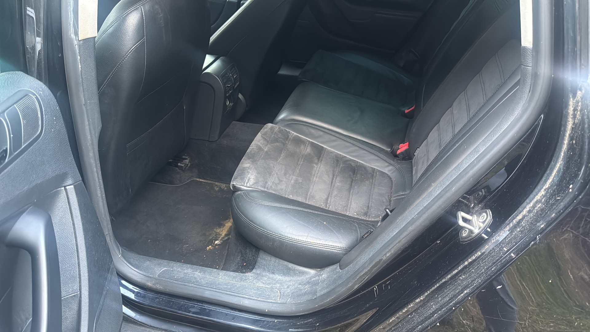 VW Passat Variant 2.0 TDI Highline-image-7