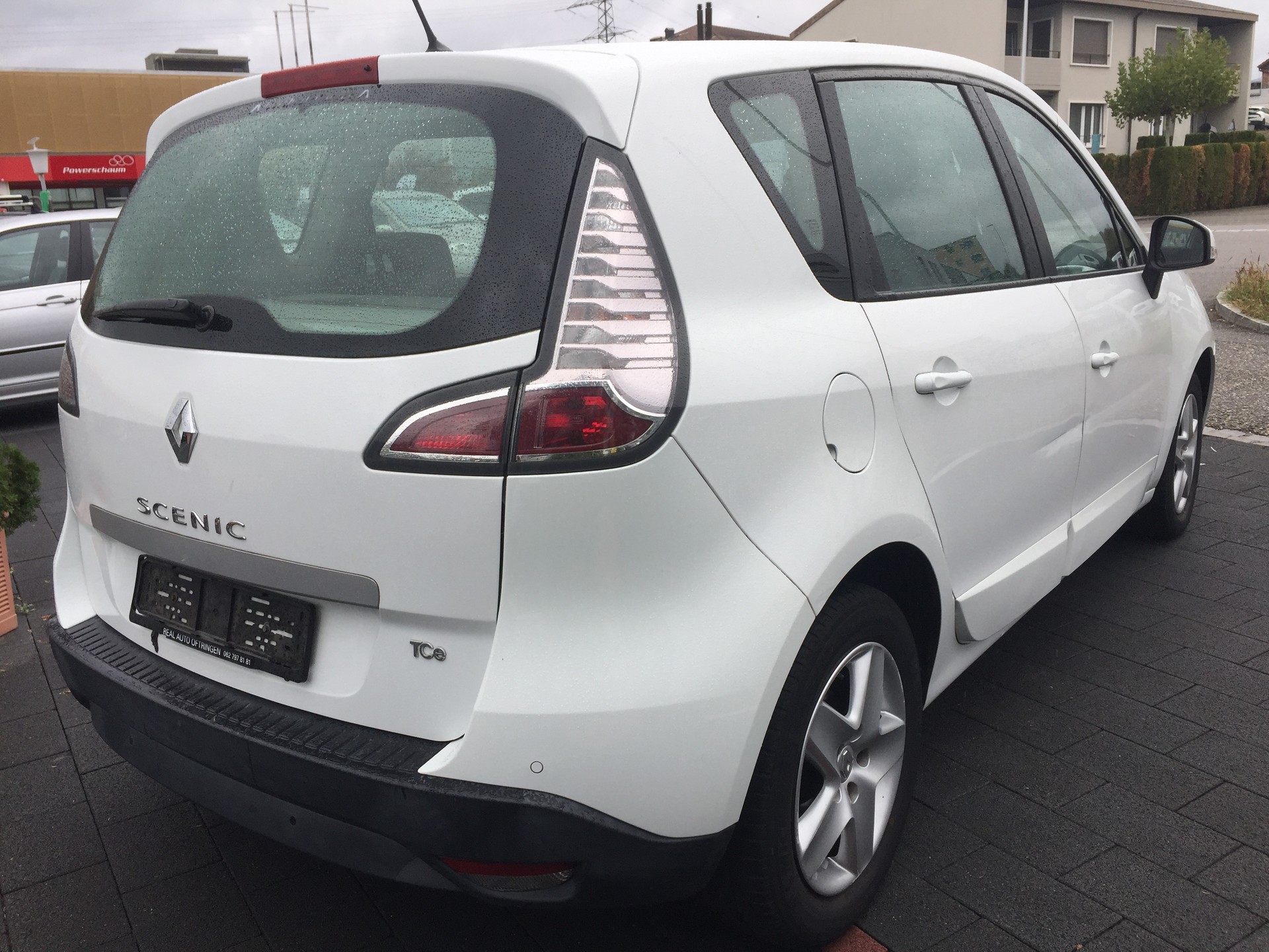 RENAULT Scénic 1.2 16V Turbo Expression-image-4
