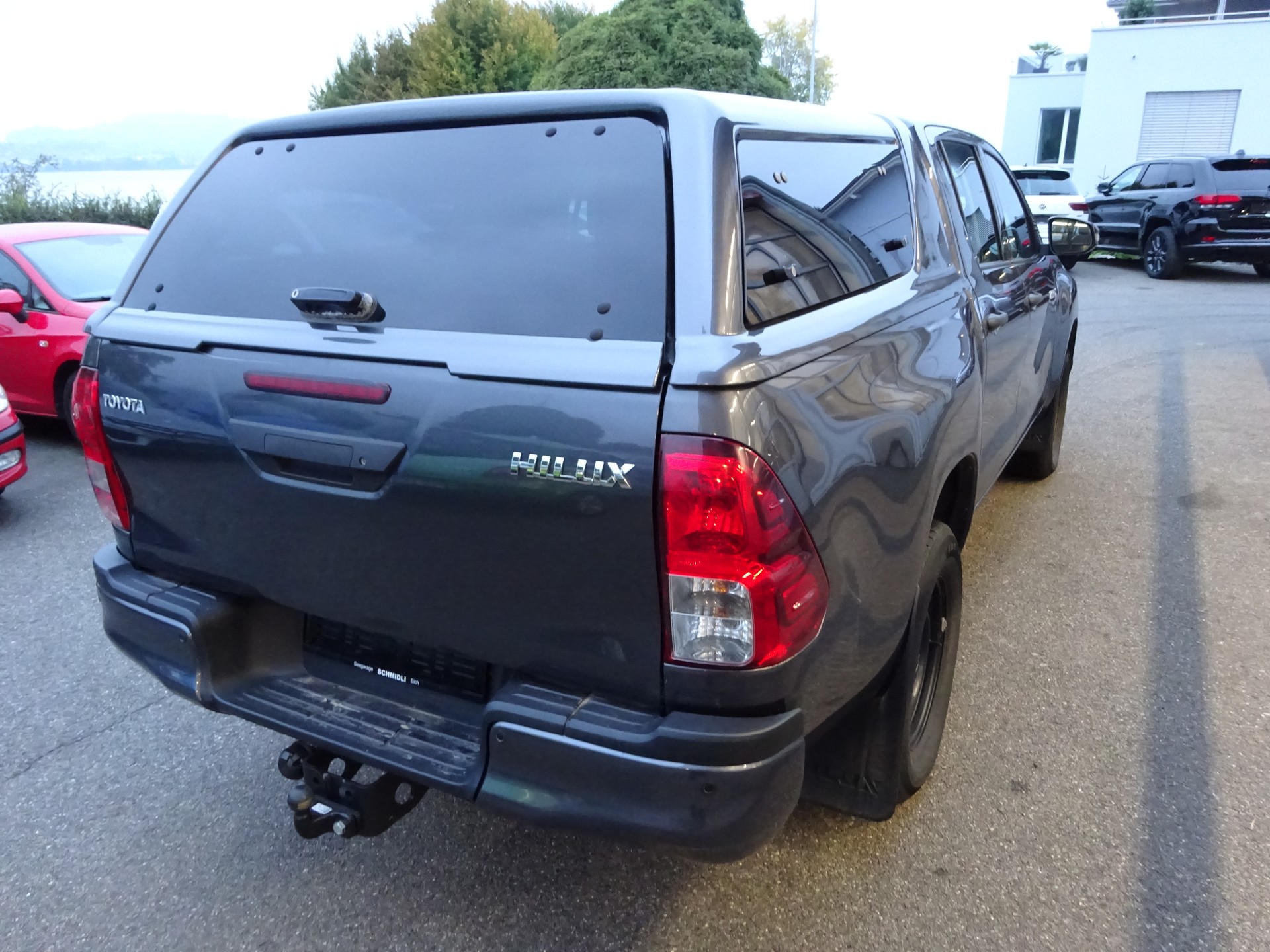 TOYOTA Hilux 2.4D-4D Comfort Double Cab 4x4-image-2