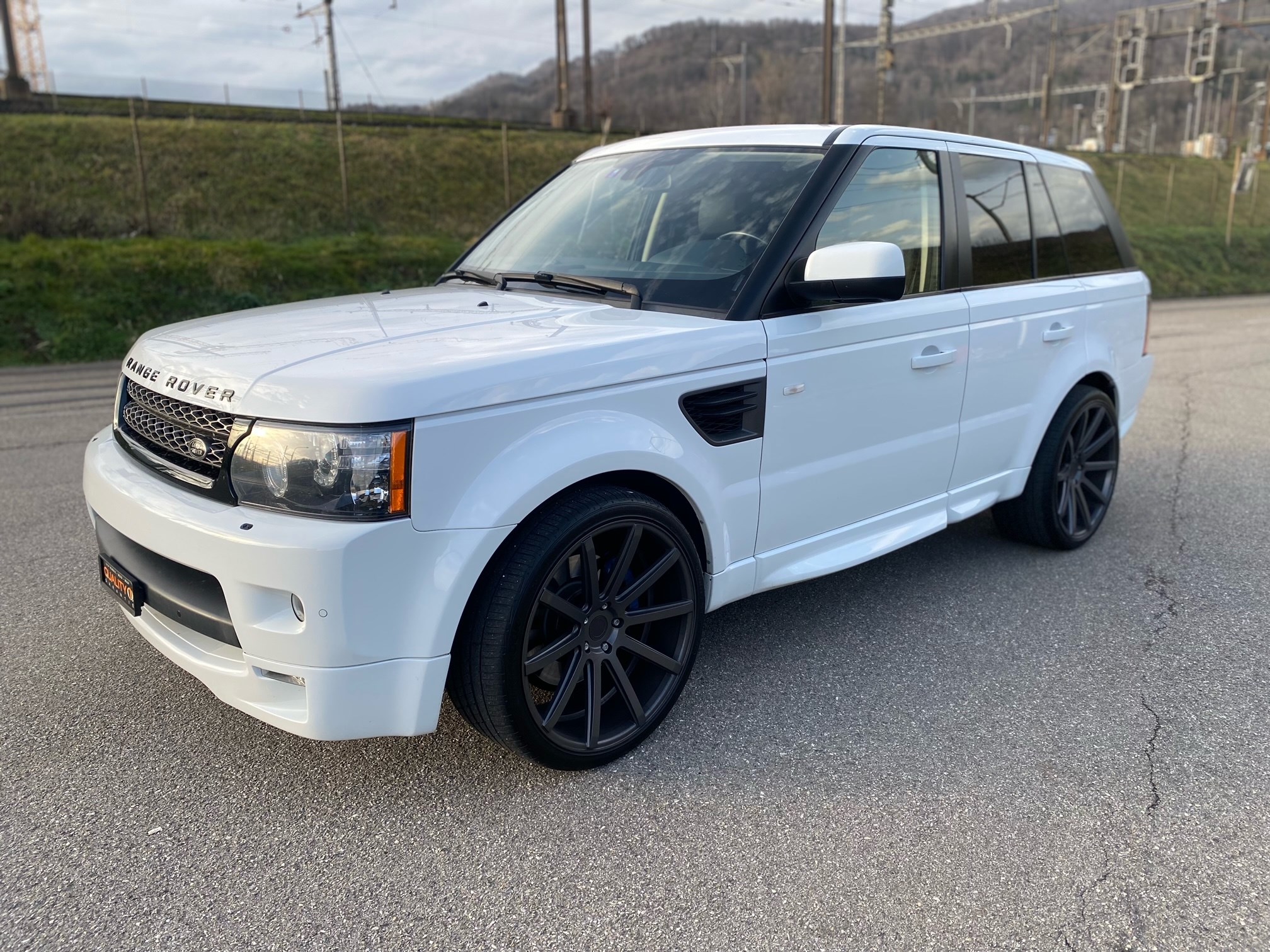 LAND ROVER Range Rover Sport 3.0 TDV6 HSE Automatic — slika 1