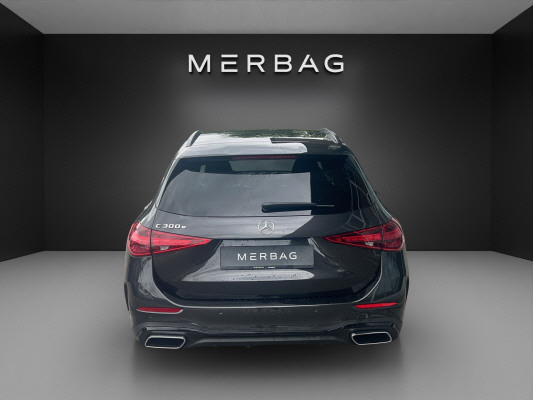 MERCEDES-BENZ C 300 e T AMG Line-image-4