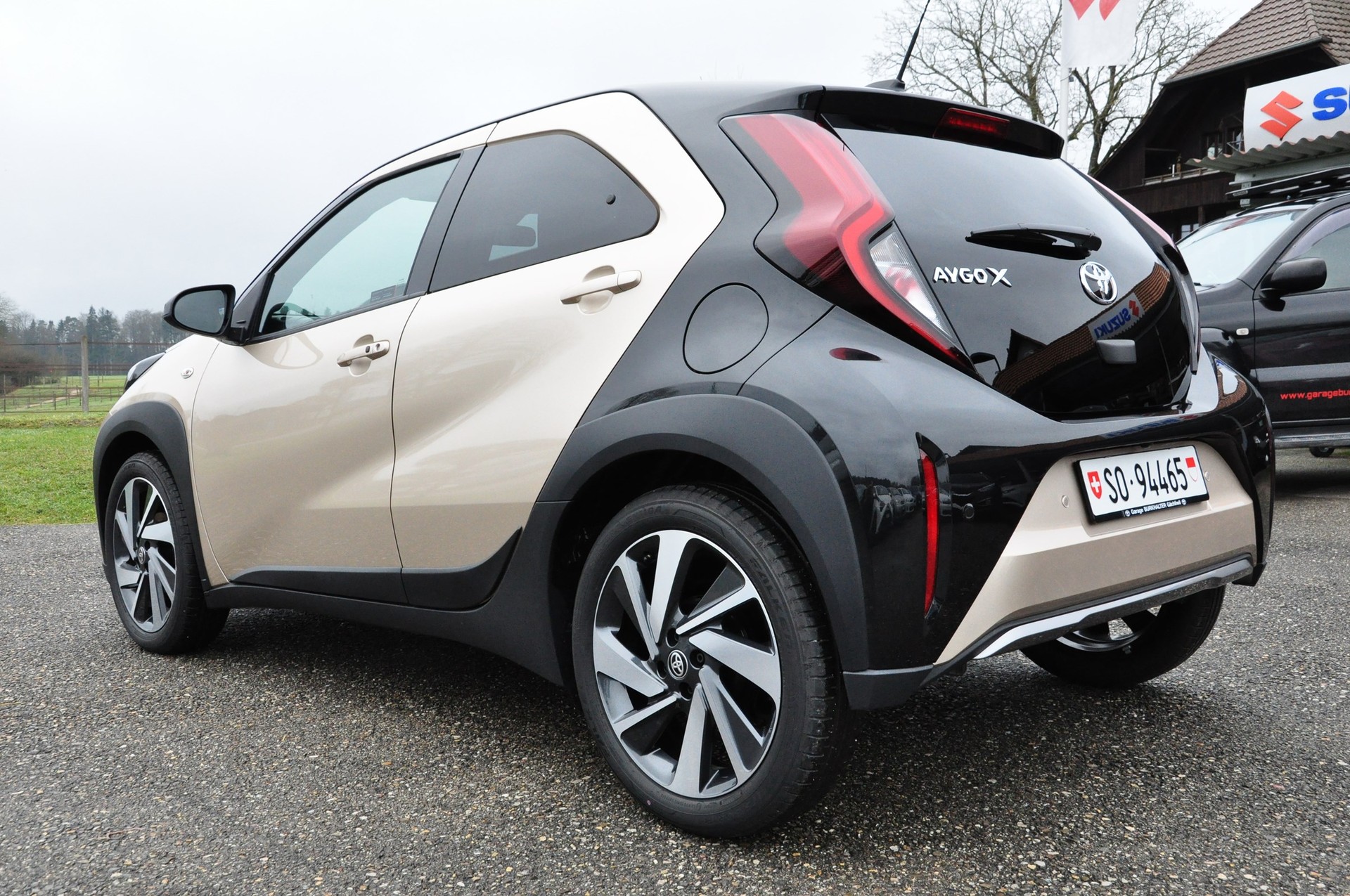 TOYOTA Aygo X 1.0 VVT-i Style-showroom-element-3