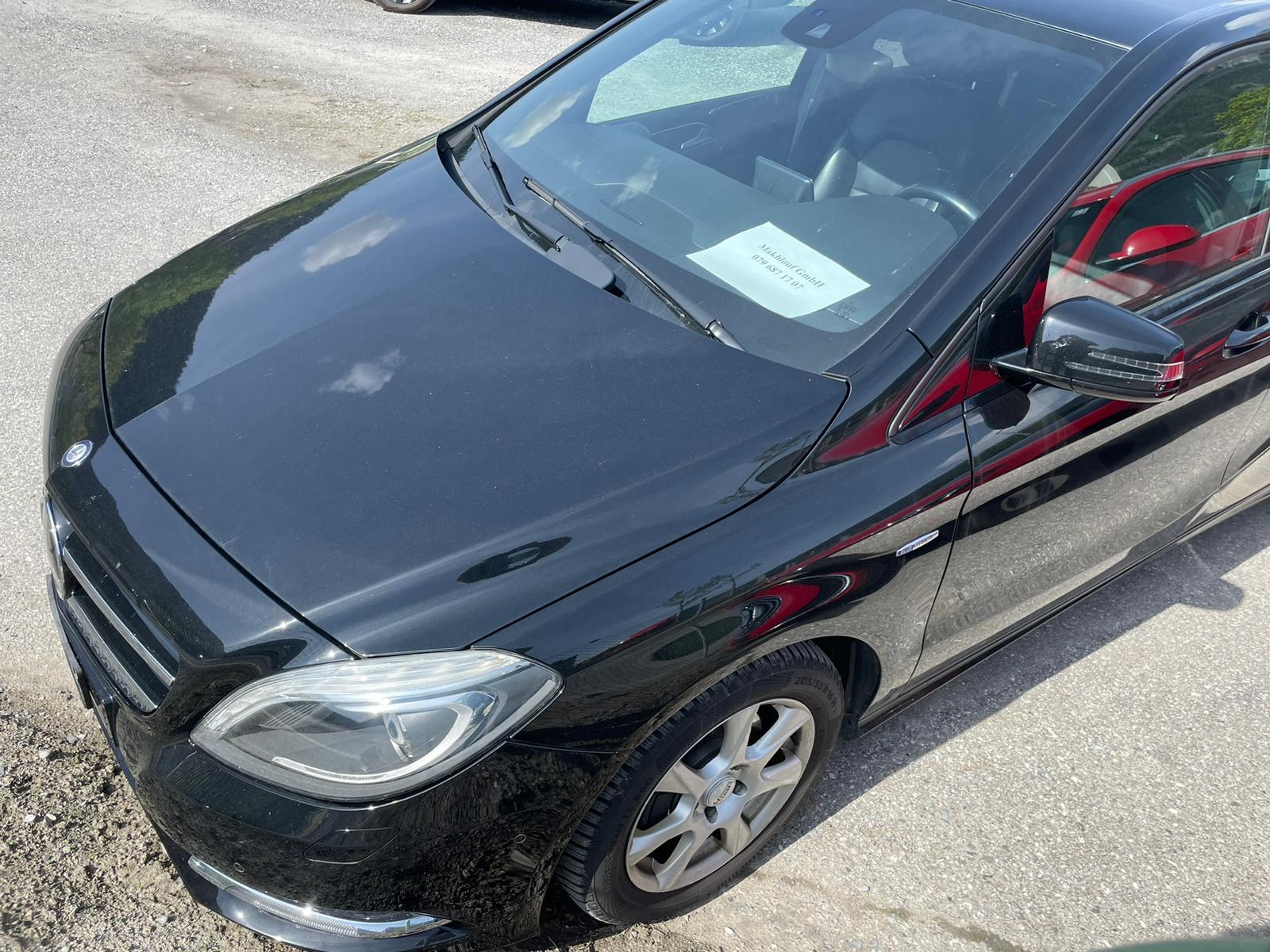 MERCEDES-BENZ B 200 CDI-image-1