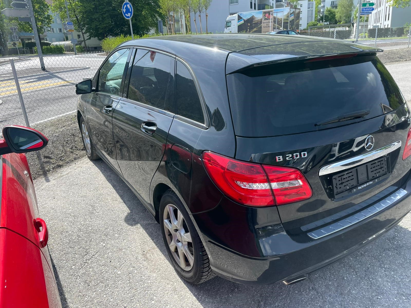 MERCEDES-BENZ B 200 CDI-image-4