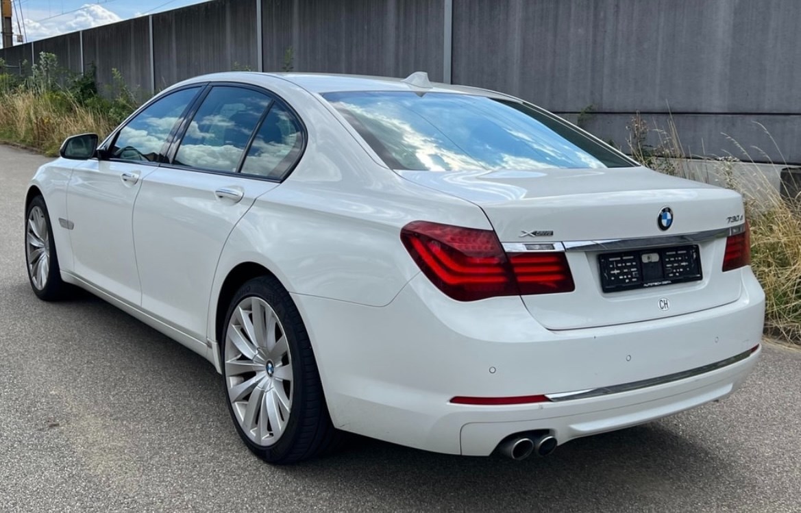 BMW 730d xDrive-image-5