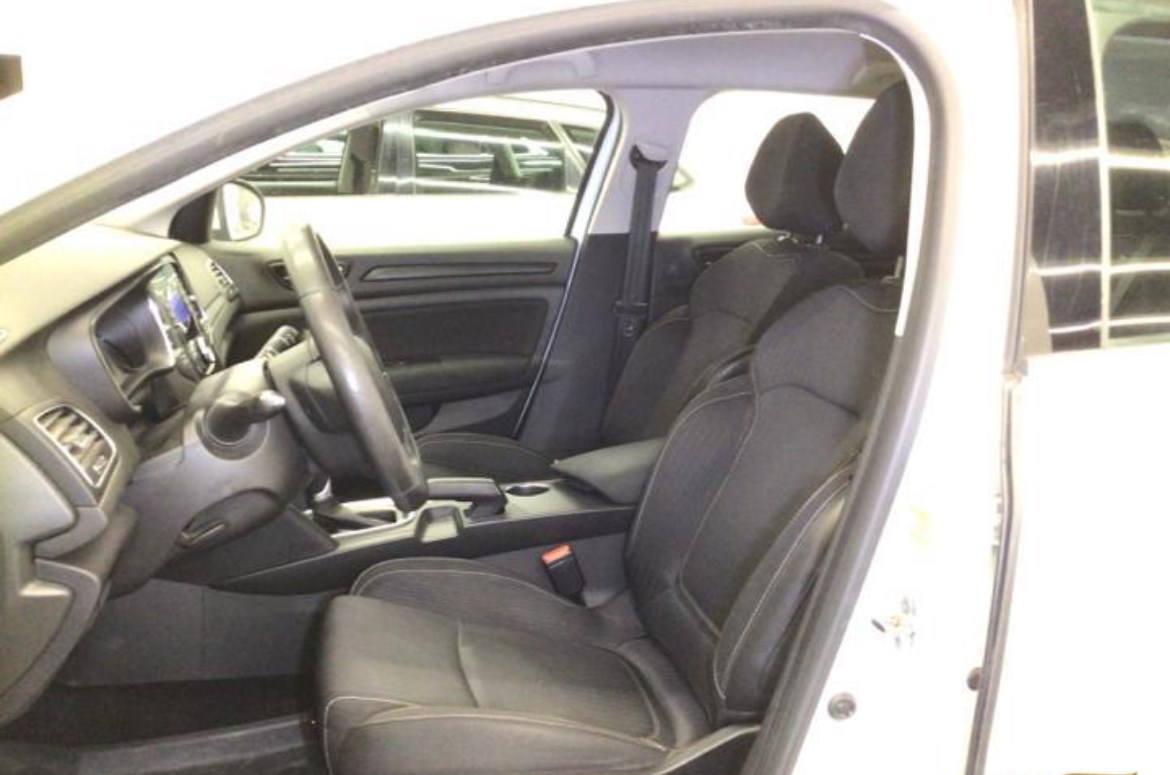 RENAULT Mégane Grandtour 1.5 dCi Zen EDC-image-3