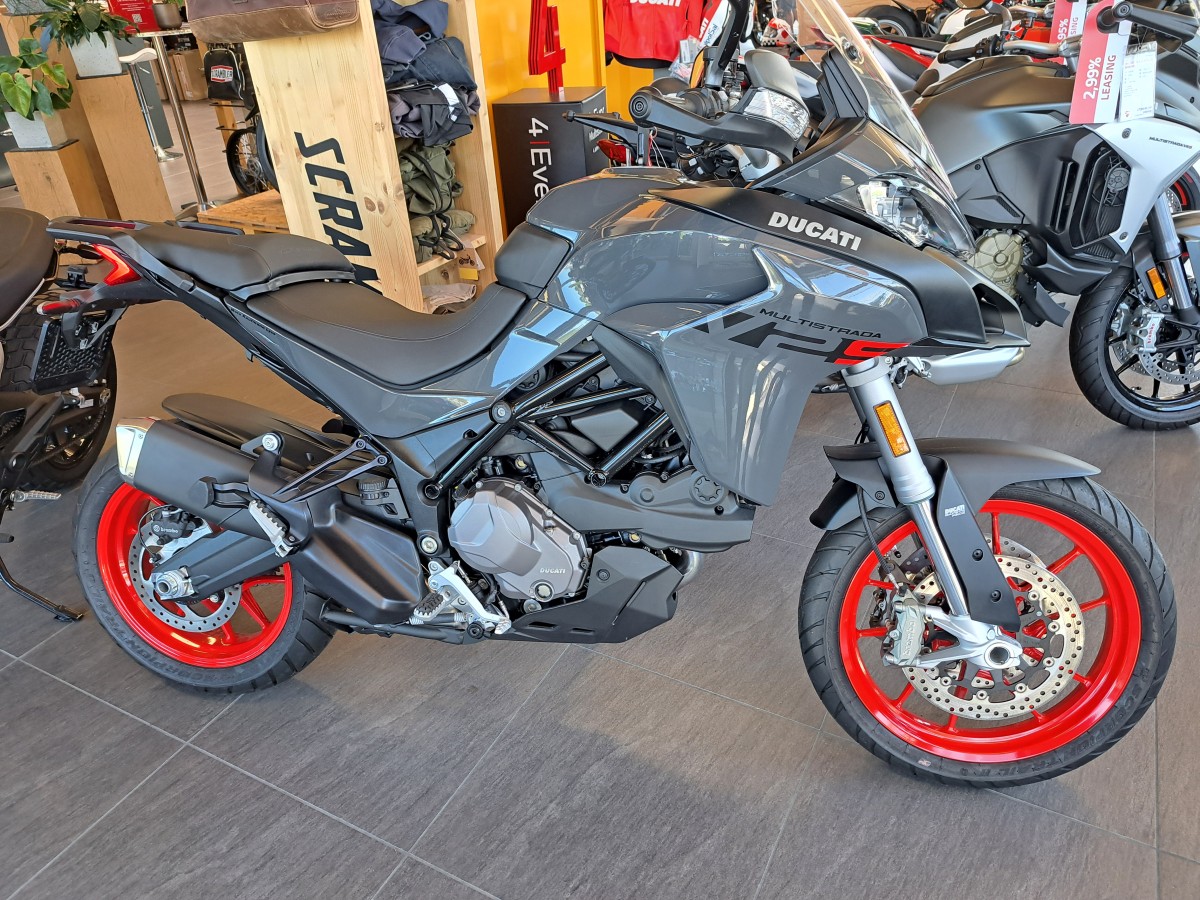 DUCATI Multistrada V2 S Touring