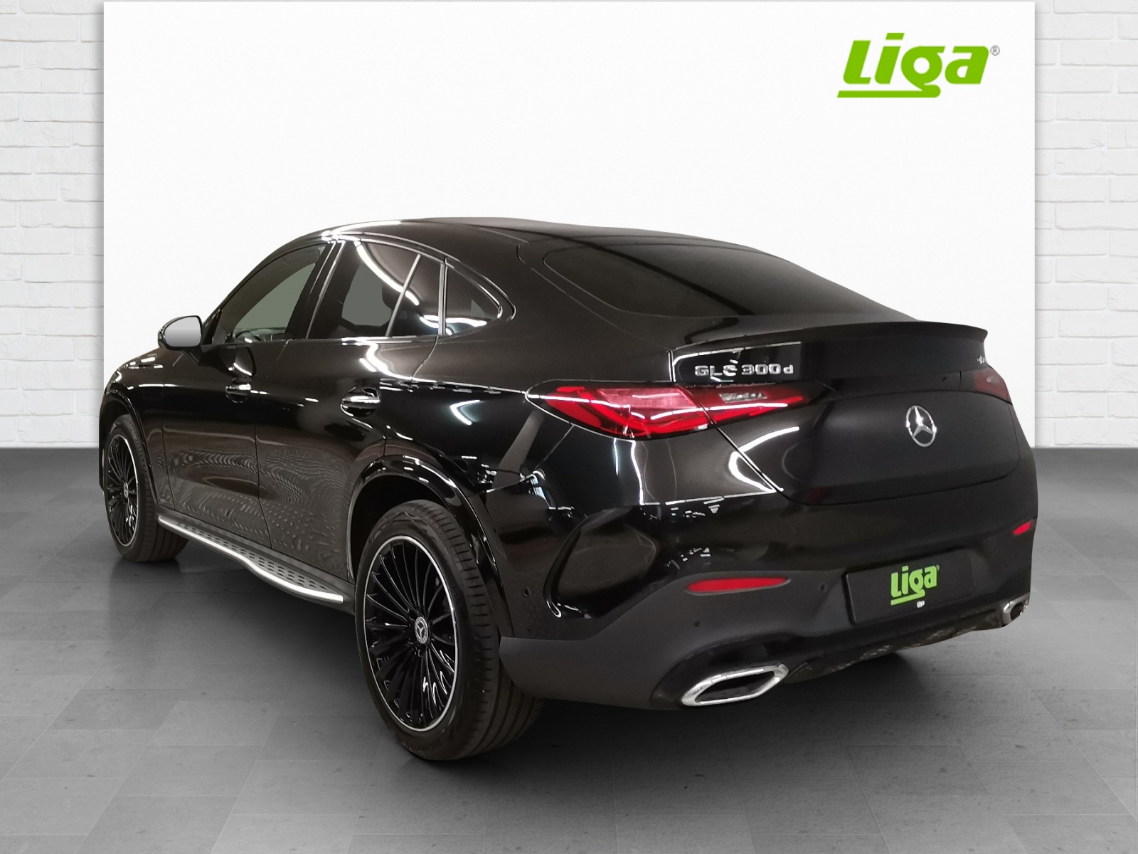 MERCEDES-BENZ GLC 300 d AMG Line 4Matic Coupé-image-3