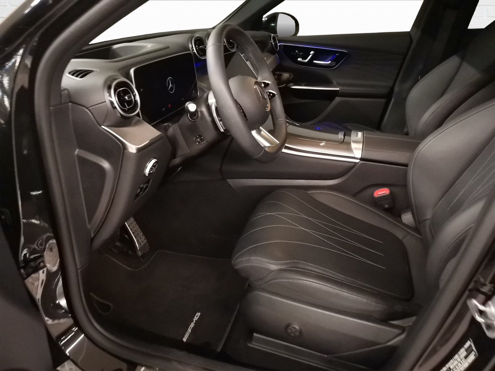 MERCEDES-BENZ GLC 300 d AMG Line 4Matic Coupé-image-6