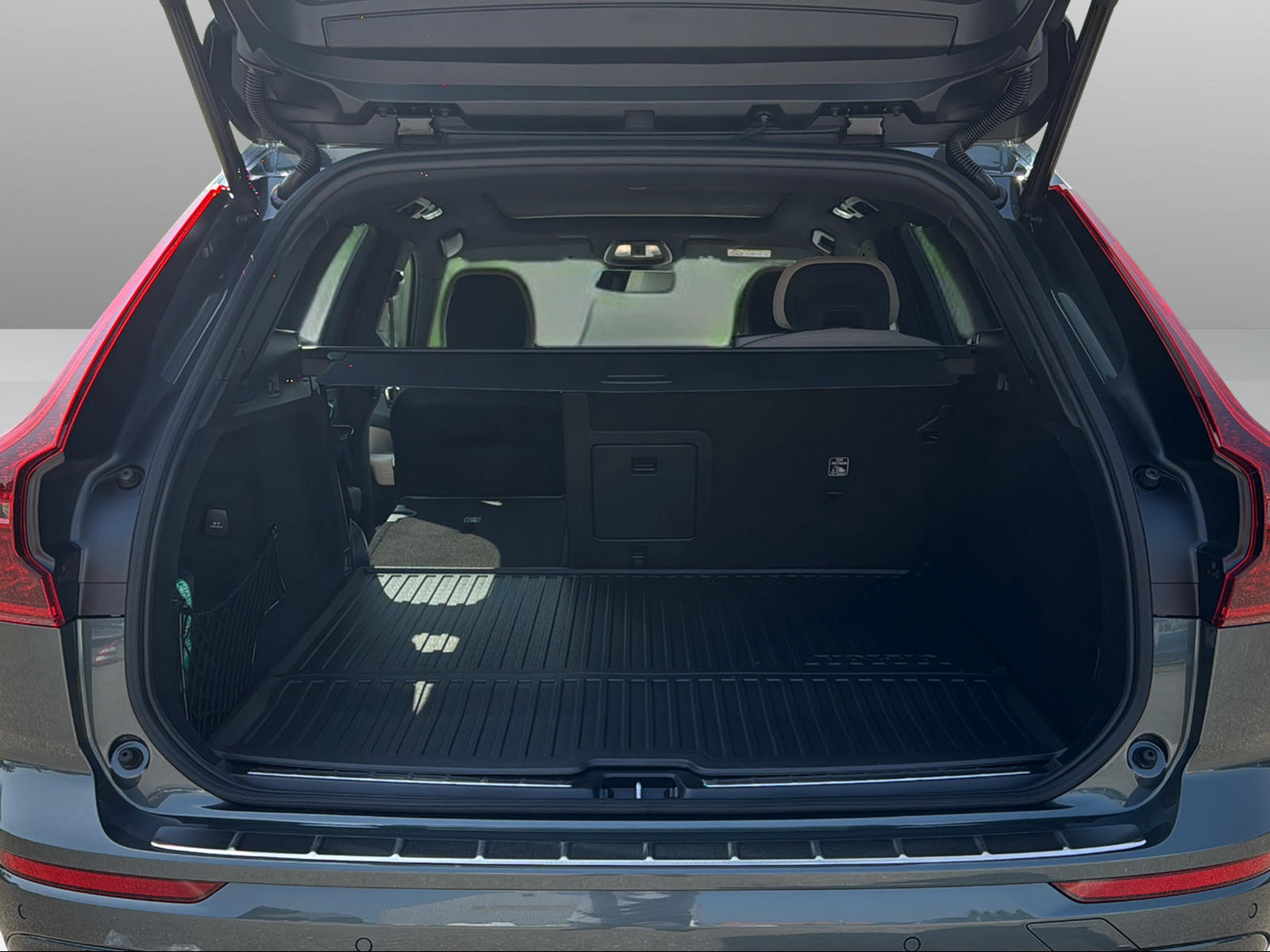 VOLVO XC60 2.0 T6 TE Ultra Bright eAWD-image-15