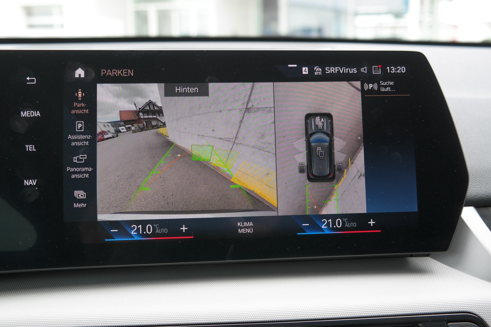 BMW X1 xDrive 23i 48V-image-12