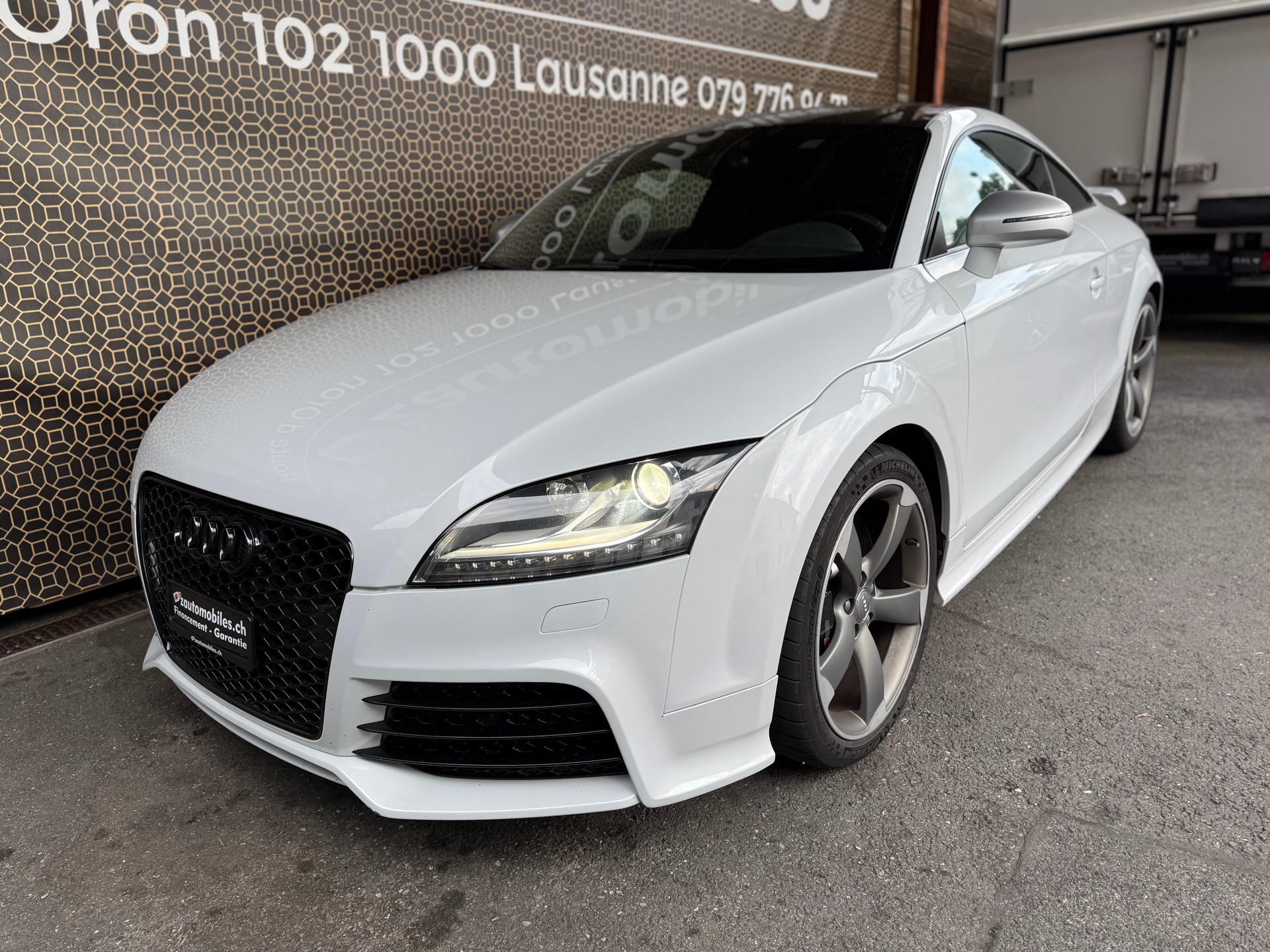AUDI TT RS Coupé 2.5 TFSI quattro S-tronic-showroom-element-2