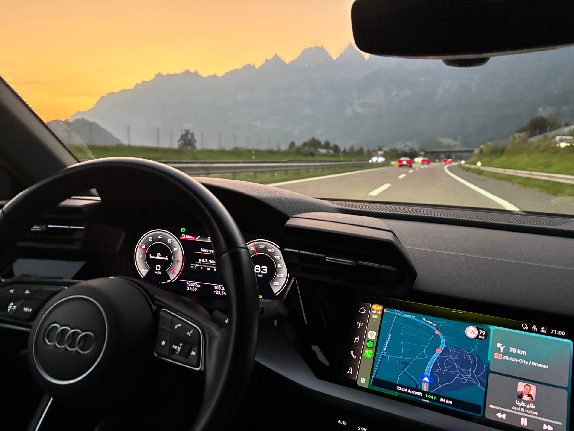 AUDI A3 Sportback 35 TFSI S line Attraction S-tronic-image-3