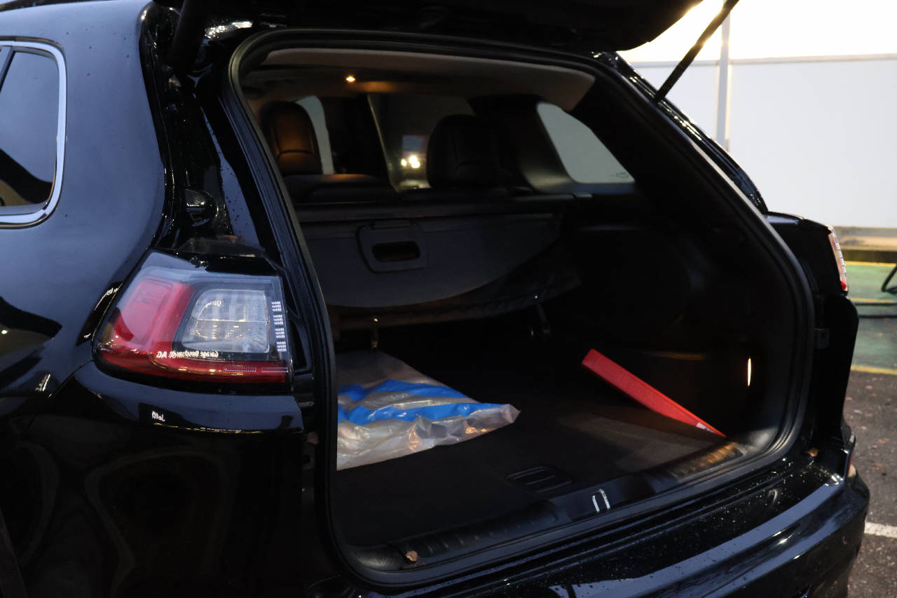 JEEP Cherokee 2.0 T Overland AWD-image-5
