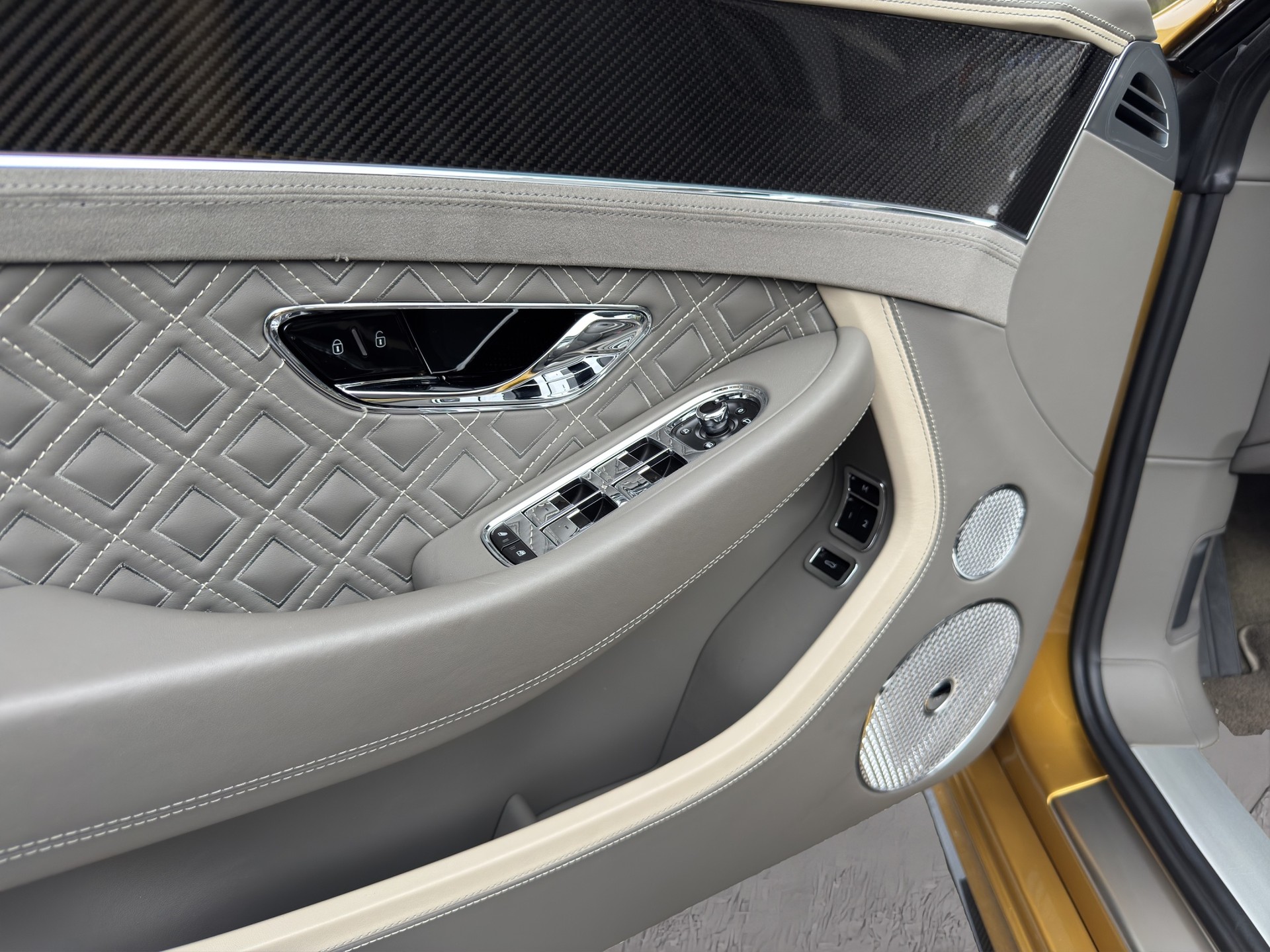 BENTLEY Continental GTC Cabriolet 6.0 W12 Speed-image-23