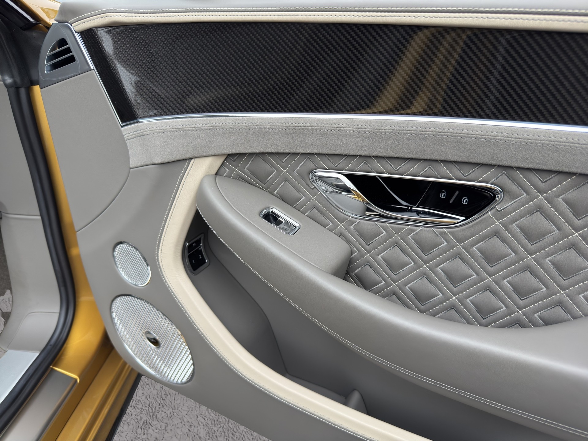 BENTLEY Continental GTC Cabriolet 6.0 W12 Speed-image-24