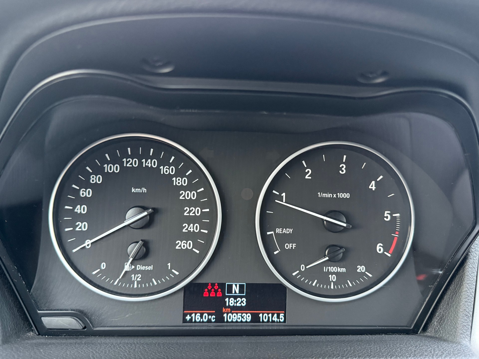 BMW 218d Gran Tourer-image-10