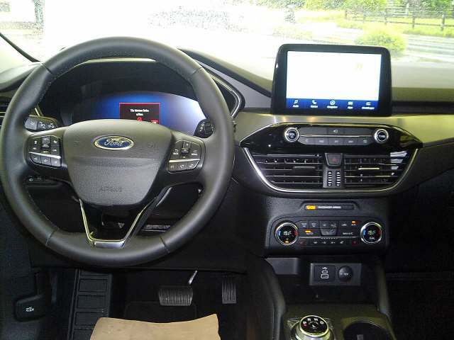 FORD Kuga 2.5 Hybrid Titanium X 4x4-image-9