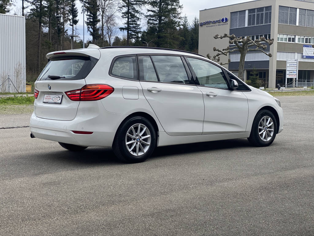 BMW 218d xDrive Gran Tourer-image-12