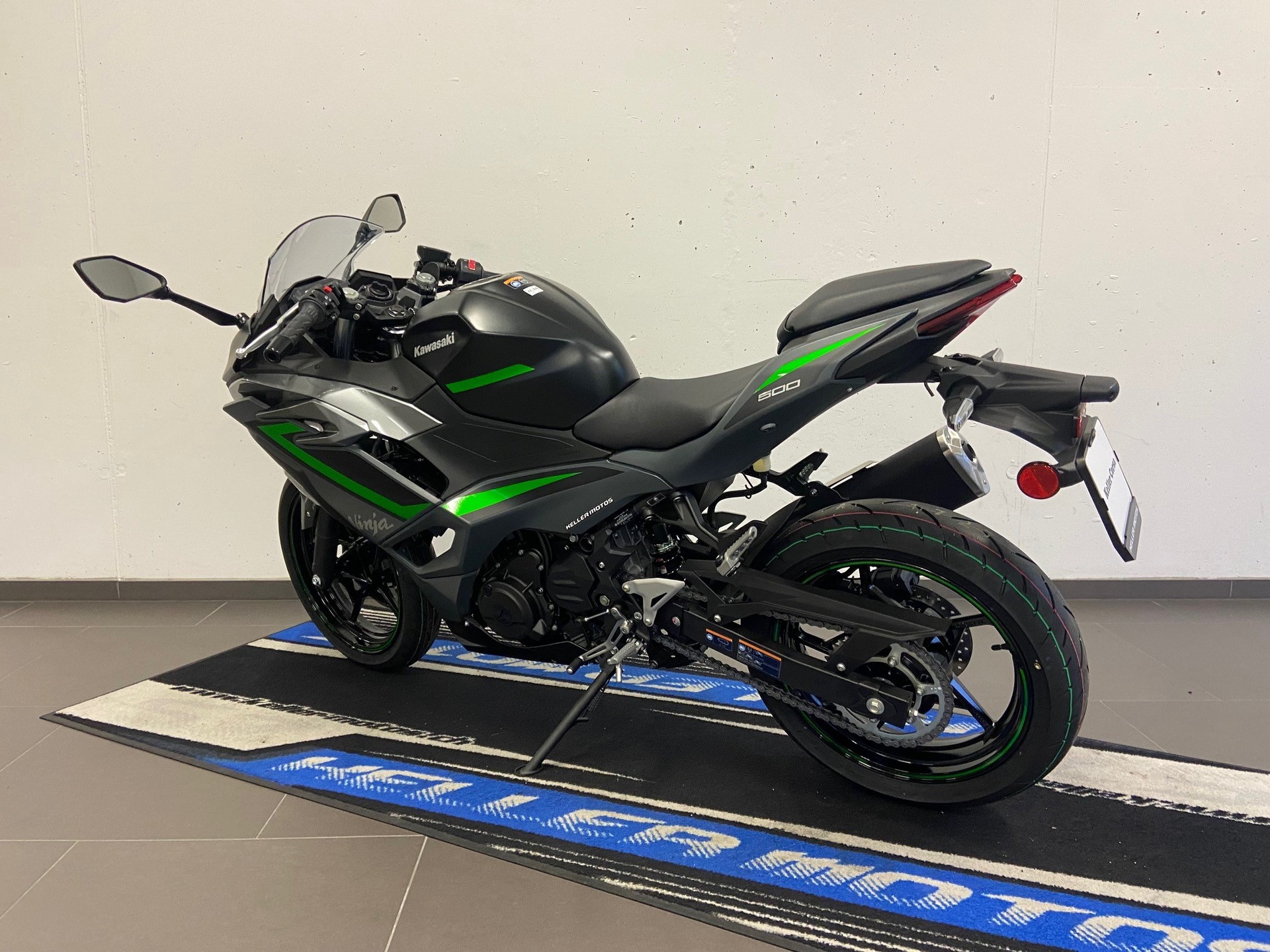 KAWASAKI Ninja 500 SE-showroom-element-3