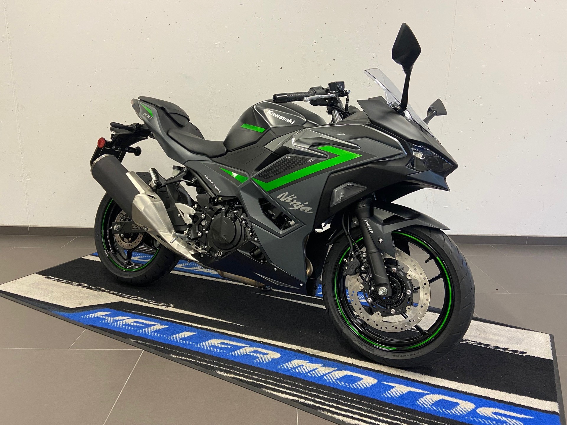 KAWASAKI Ninja 500 SE-showroom-element-2