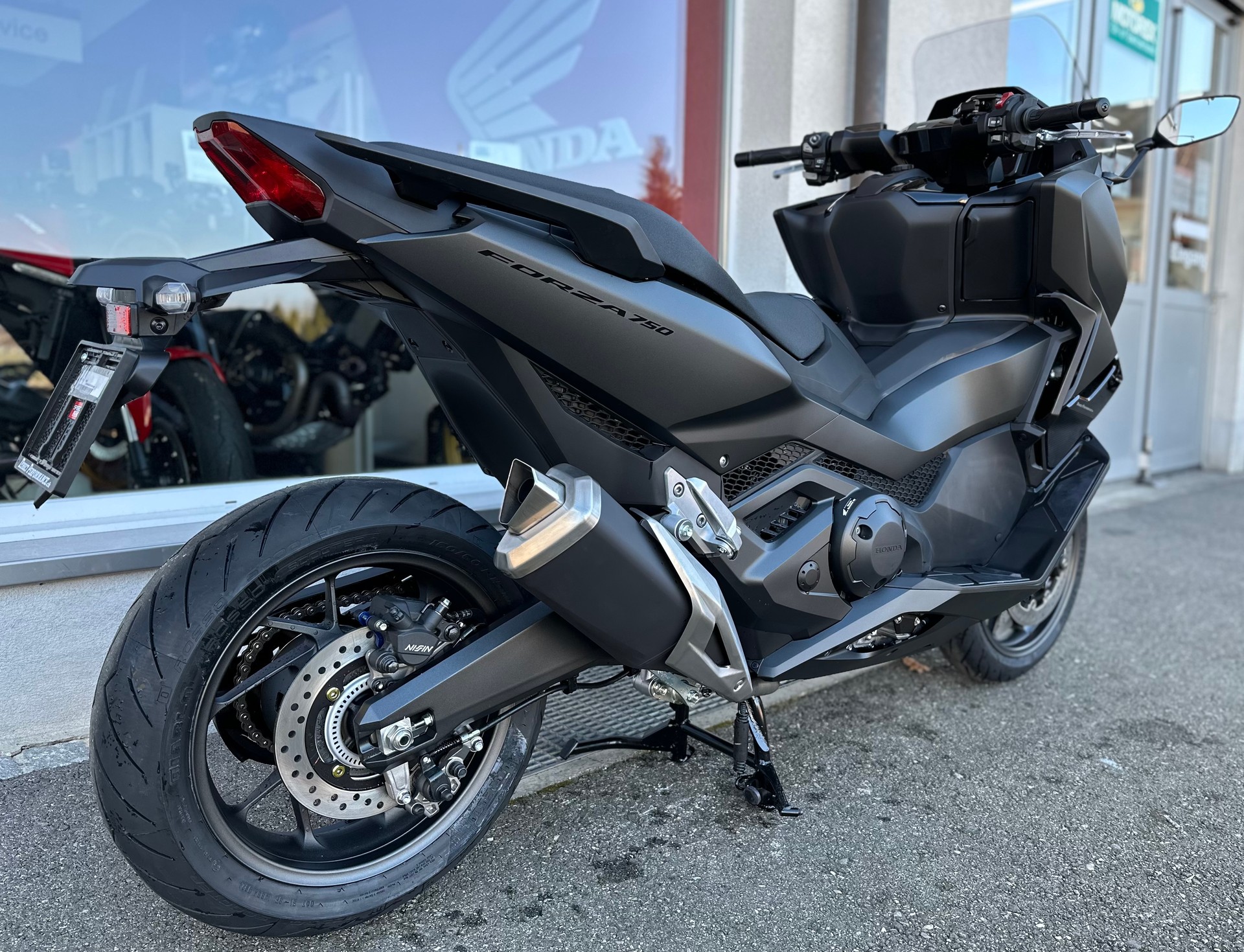 HONDA Honda Forza 750 Modell 2026-showroom-element-3