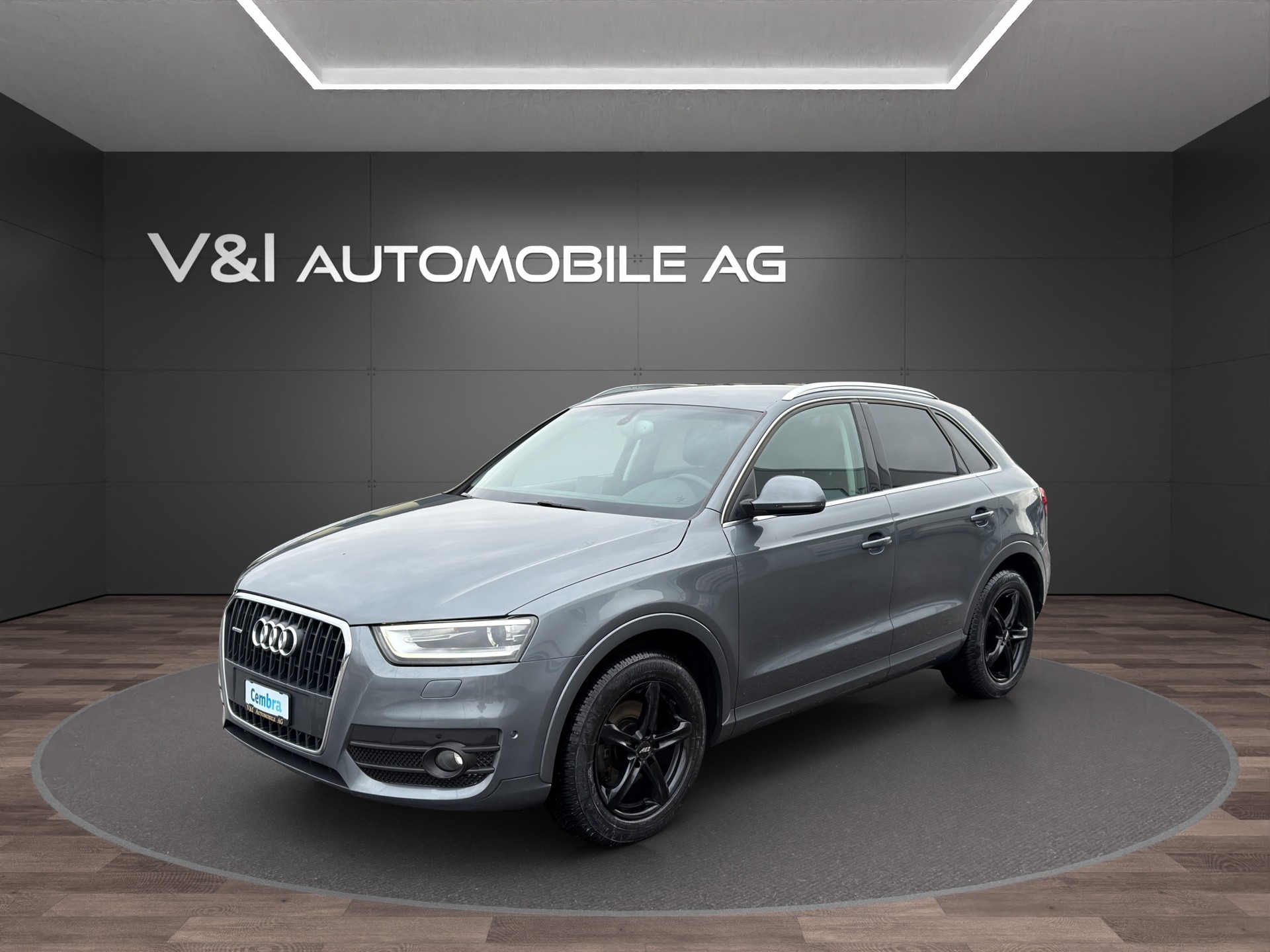 AUDI Q3 2.0 TFSI quattro S-tronic-image-0