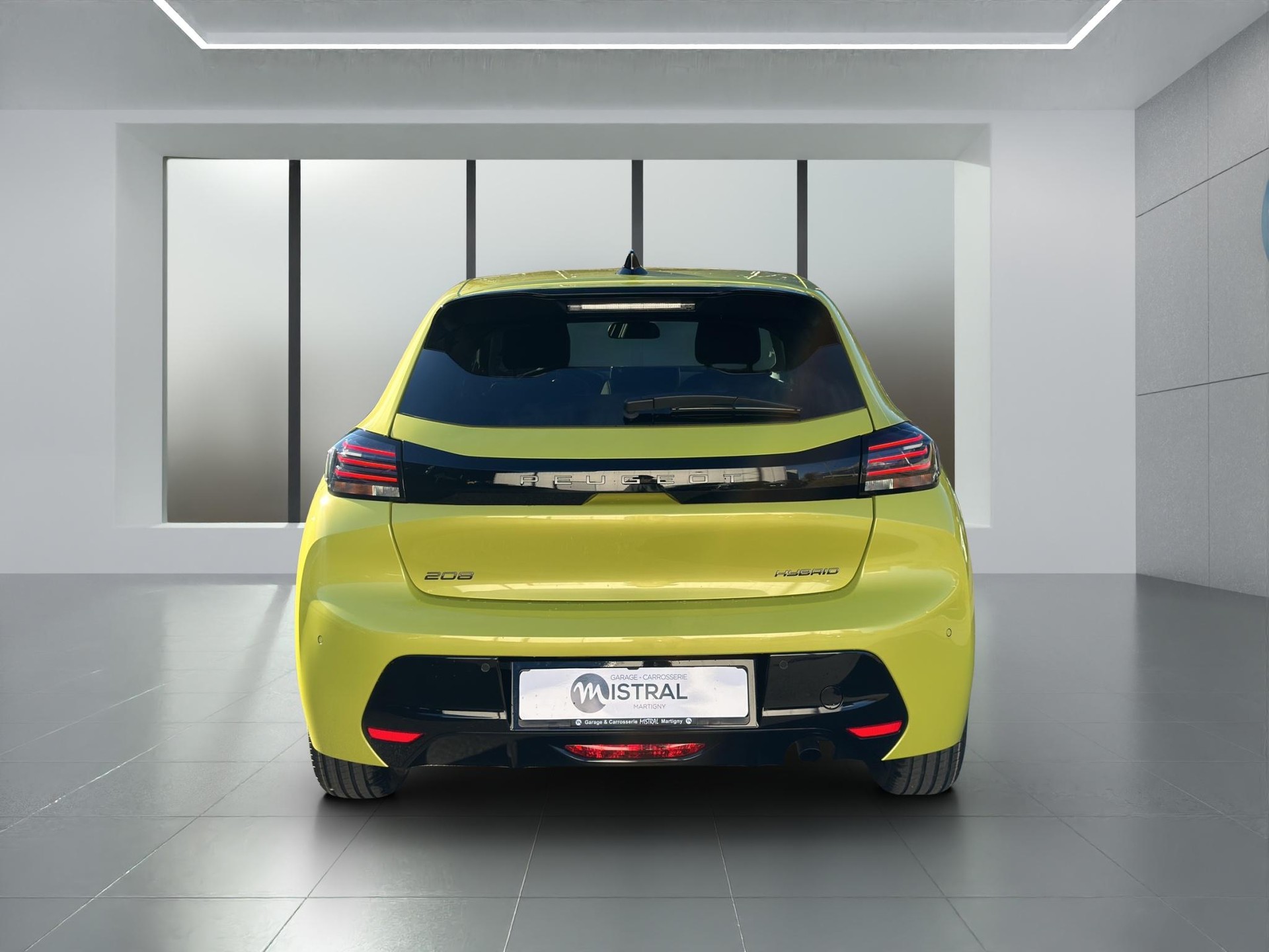 PEUGEOT 208 1.2 Hybrid Allure Premium-image-4