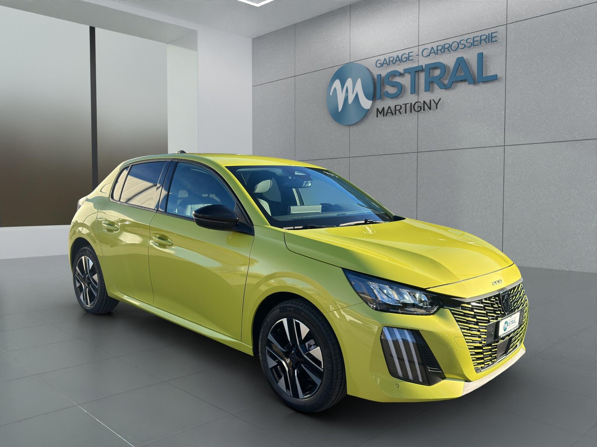 PEUGEOT 208 1.2 Hybrid Allure Premium-image-0