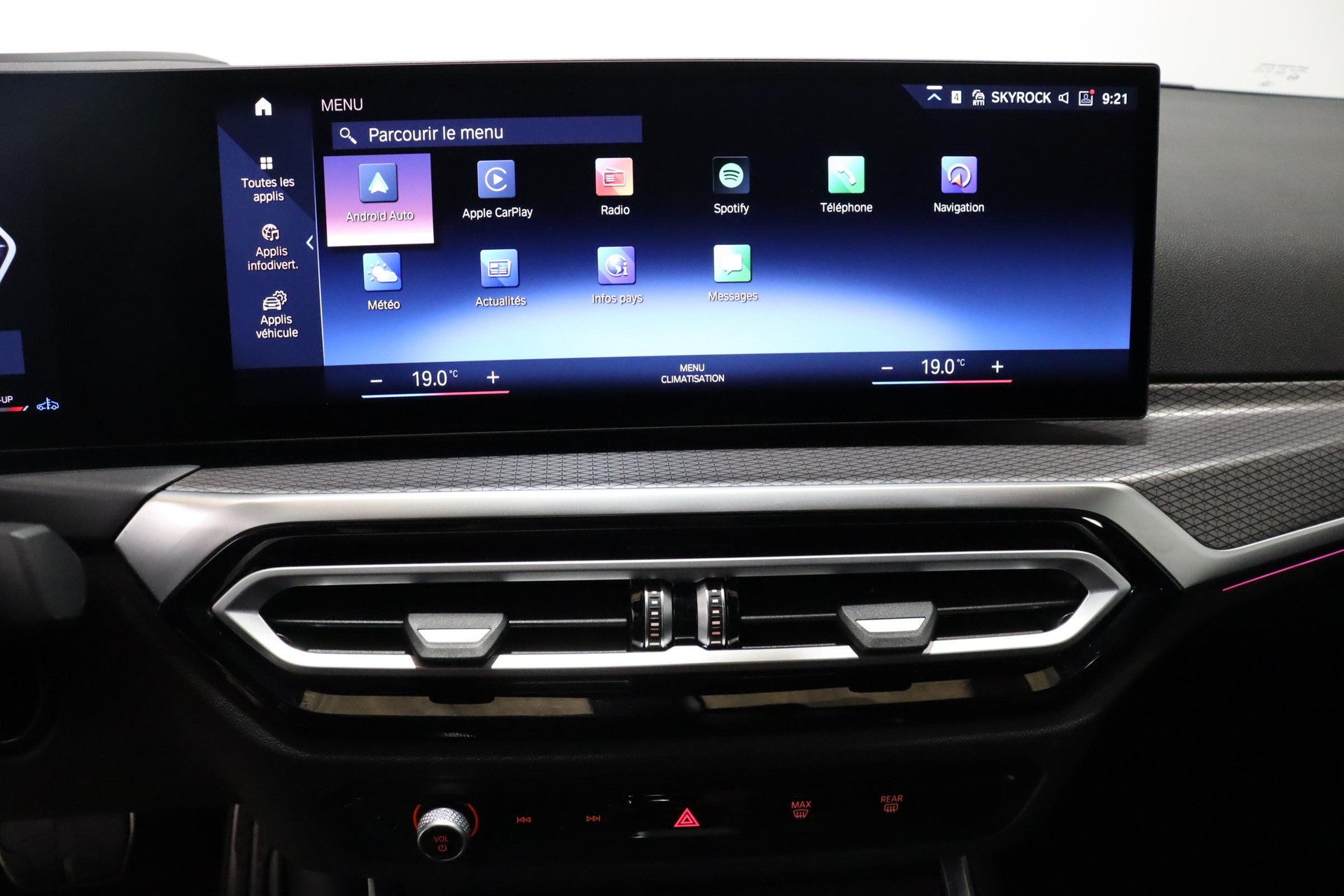 BMW 330d xDrive SAG-image-17