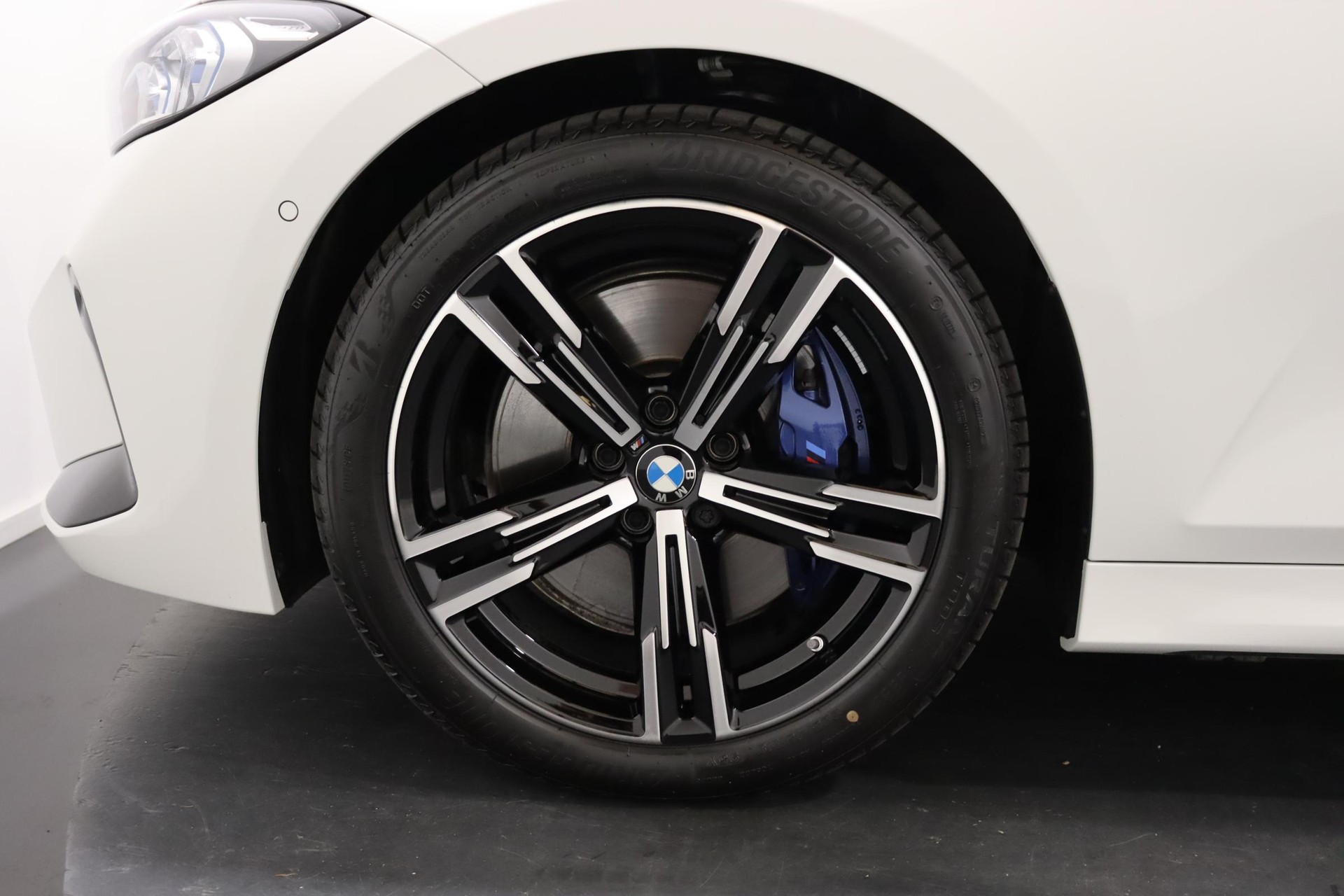 BMW 330d xDrive SAG-image-5
