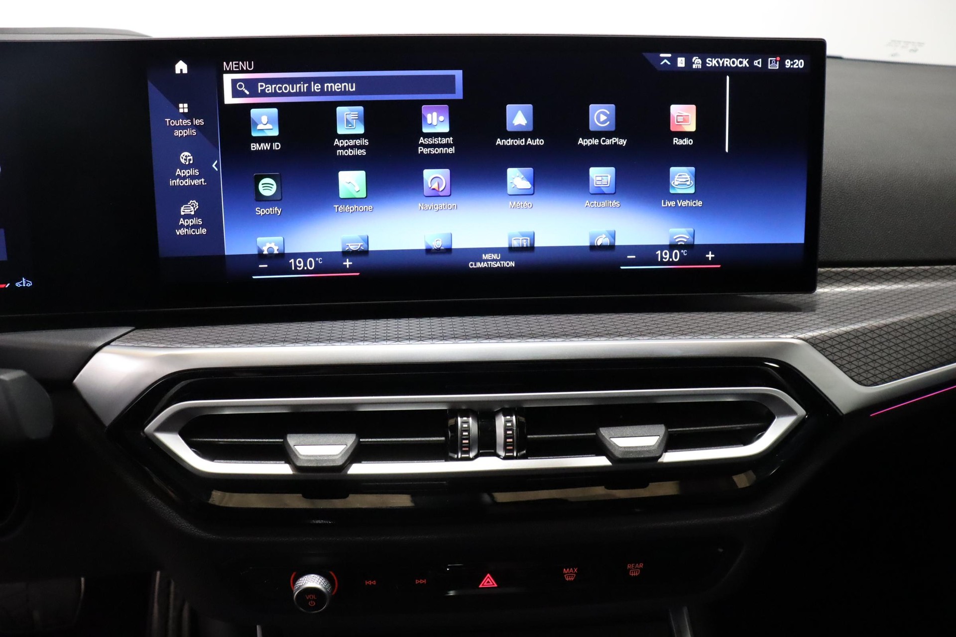 BMW 330d xDrive SAG-image-16