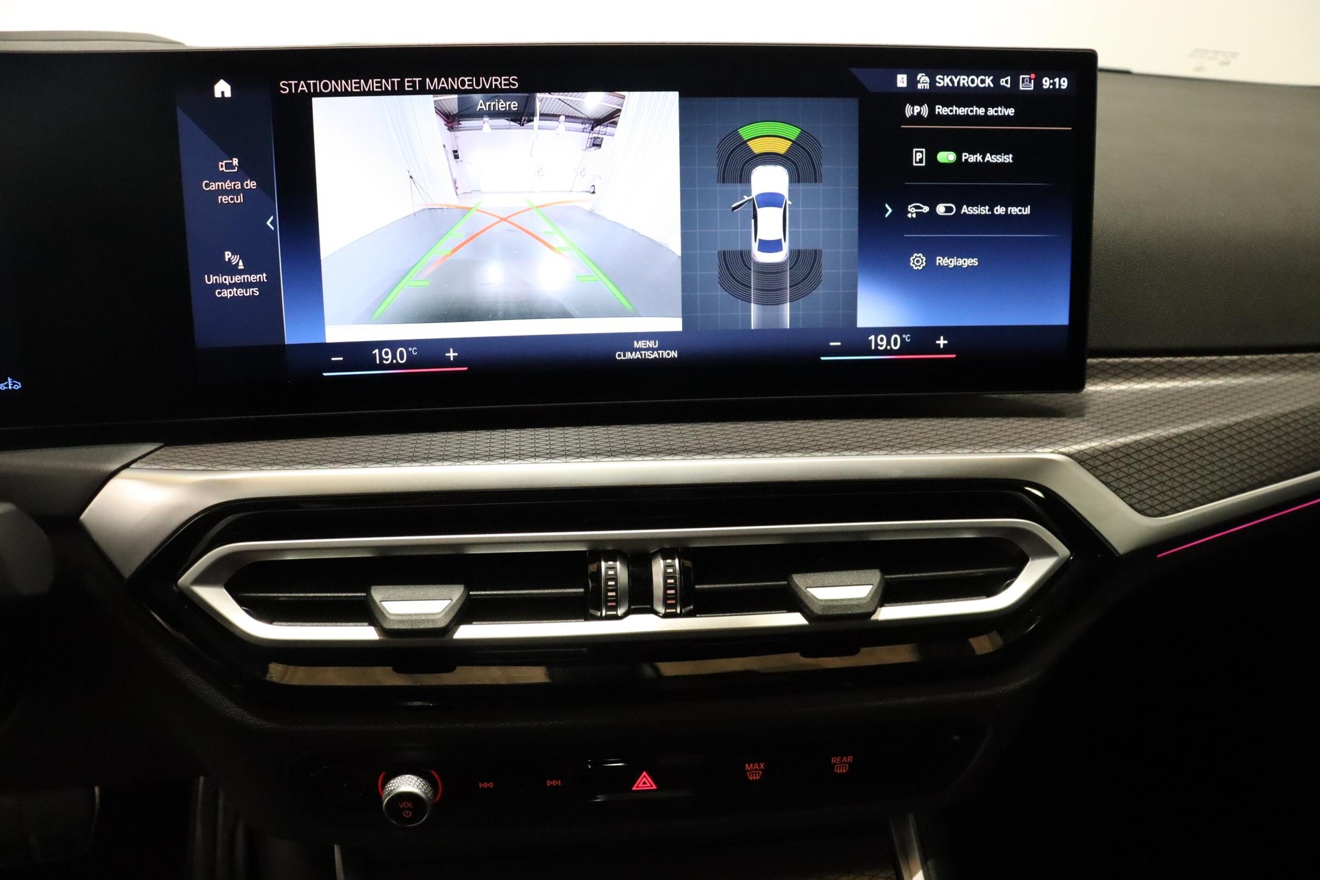 BMW 330d xDrive SAG-image-12