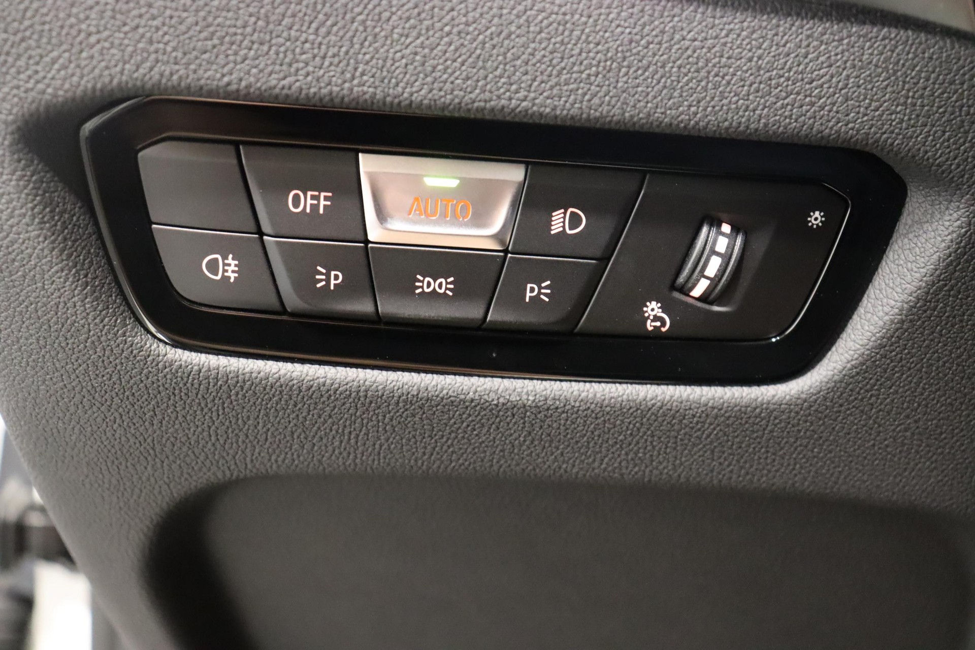 BMW 330d xDrive SAG-image-21