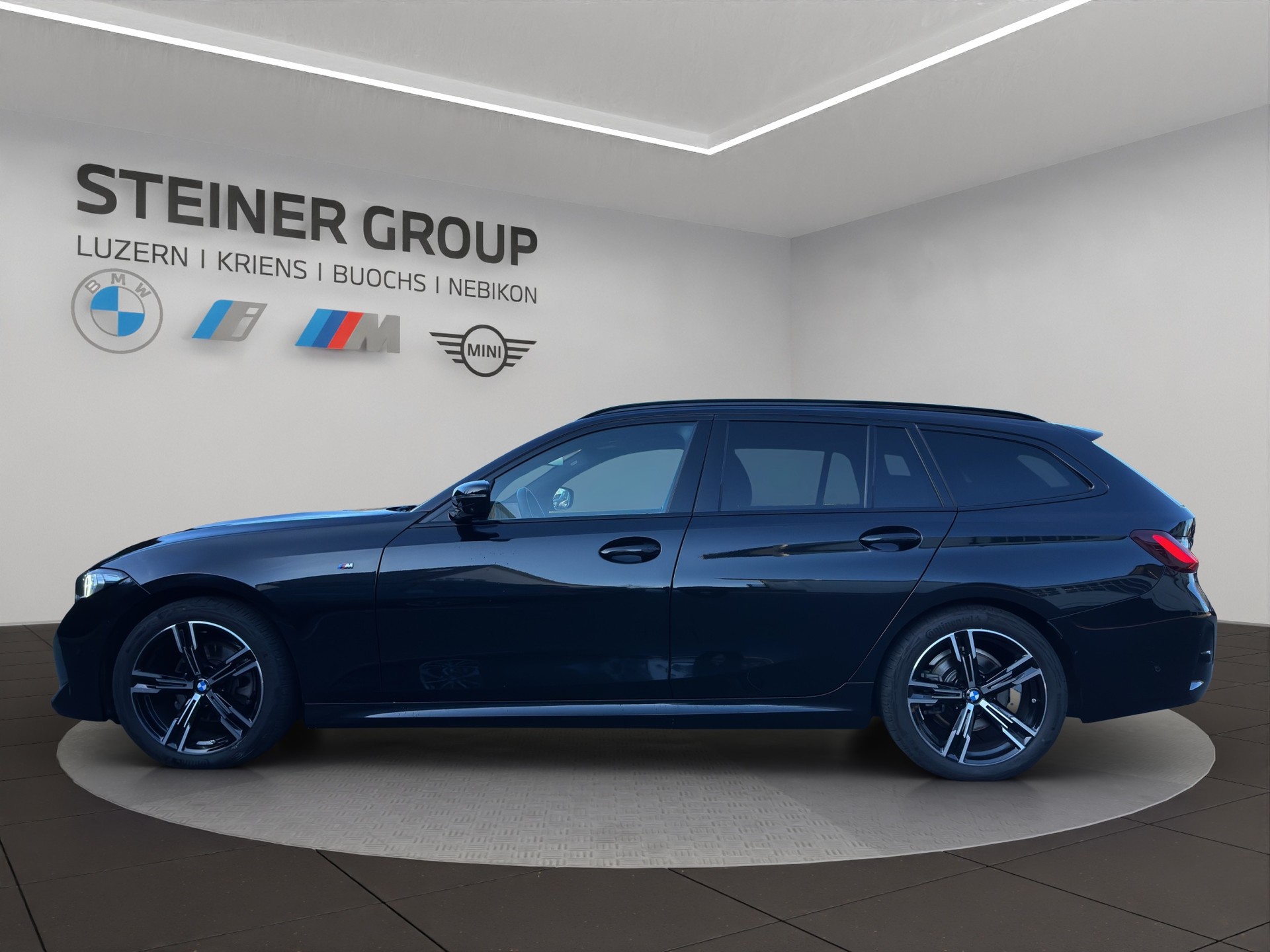 BMW 320d xDrive 48V Touring Steptronic M Sport-image-7