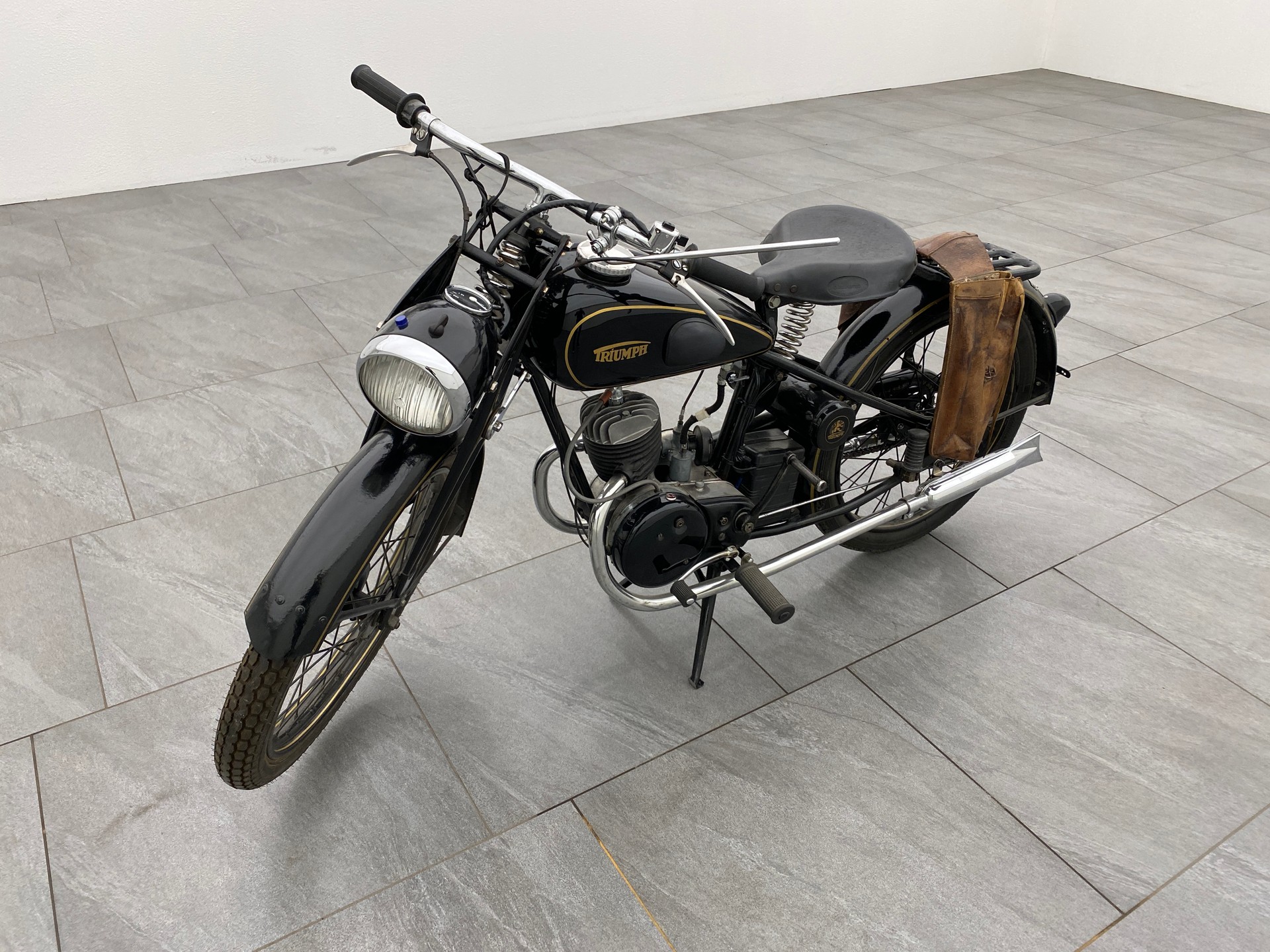 TWN Triumph Nürnberg B 125-image-1