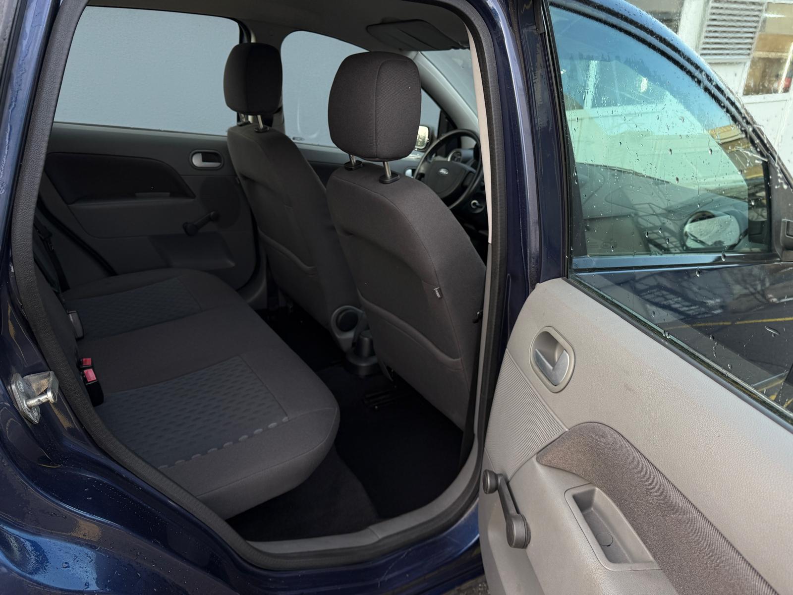 FORD Fiesta 1.4 16V-image-11